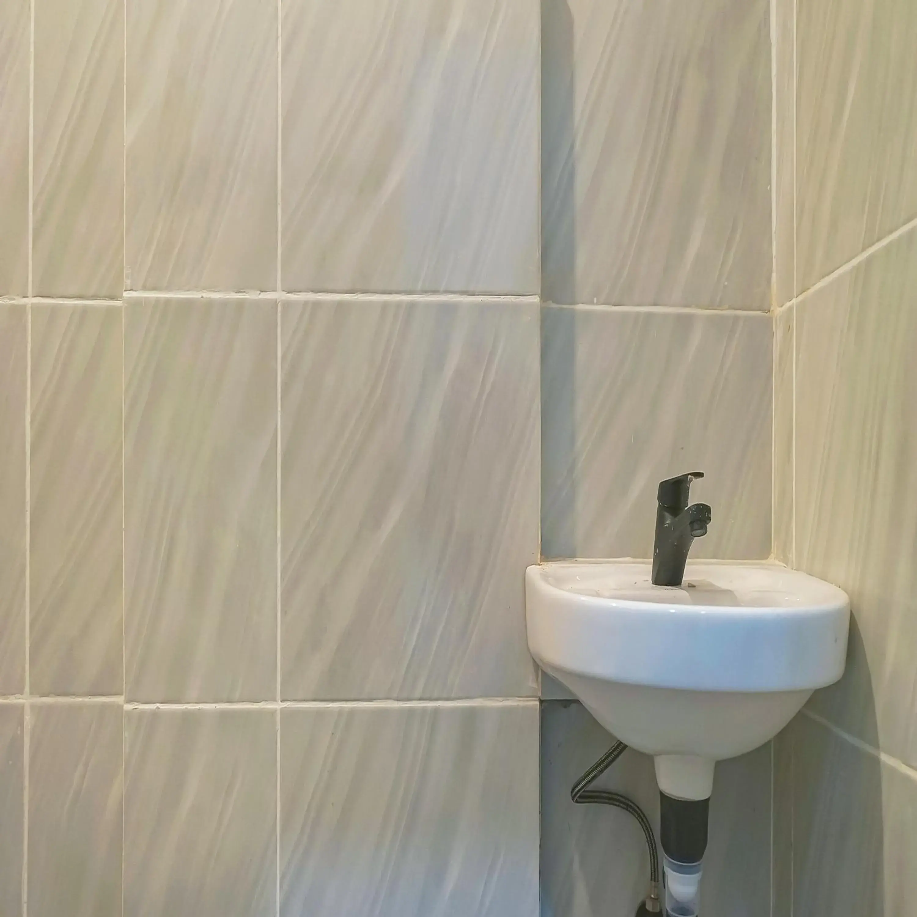 Bedroom in Urbanview Hotel Aloevera Pontianak by RedDoorz Bedroom in Urbanview Hotel Aloevera Pontianak by RedDoorz