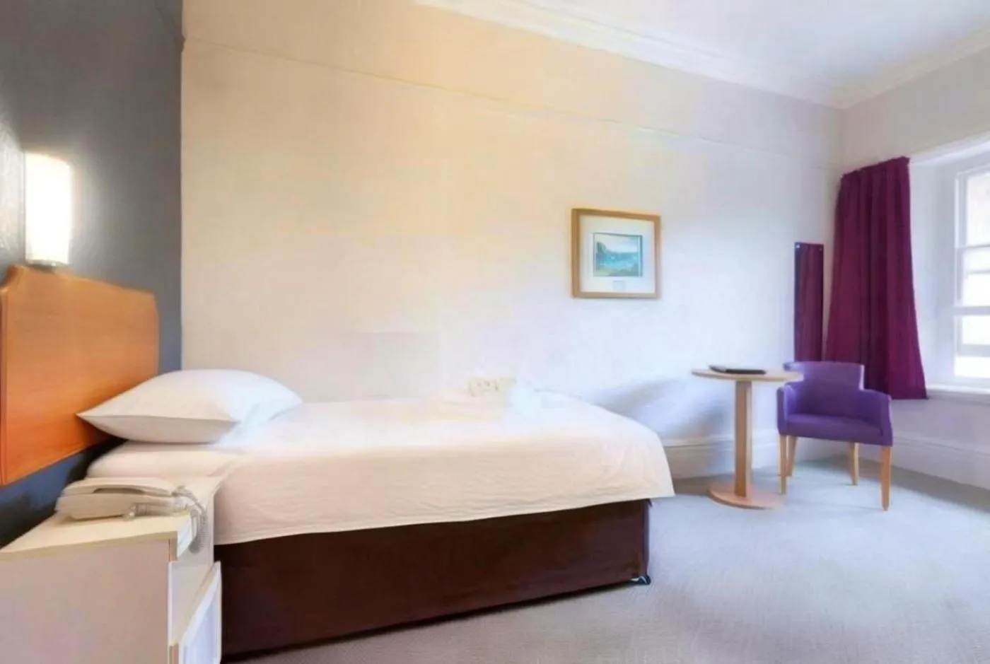 Bed in The Beresford Hotel