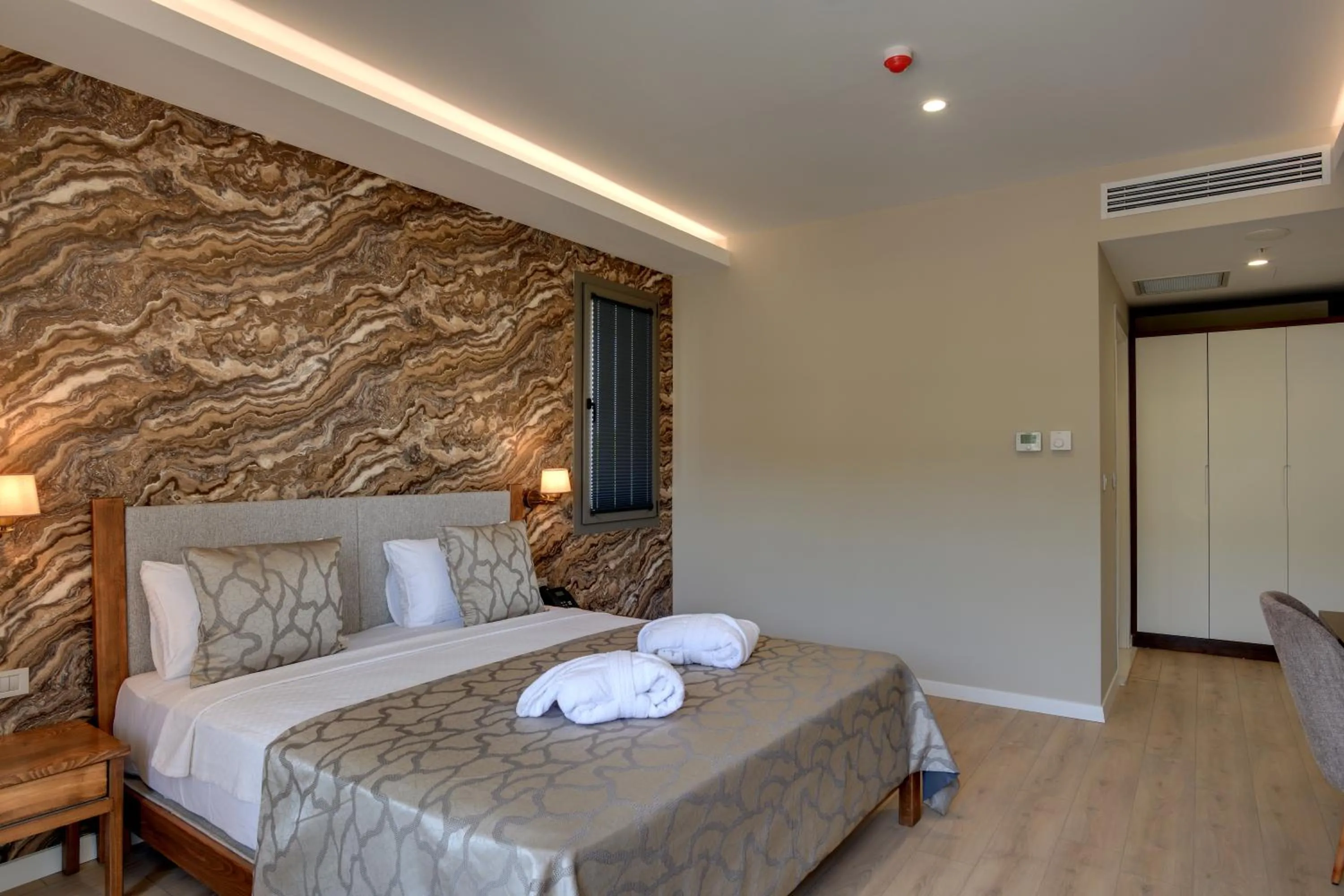 Bedroom, Bed in Dedeman Güre Nurhayat Thermal Resort&SPA