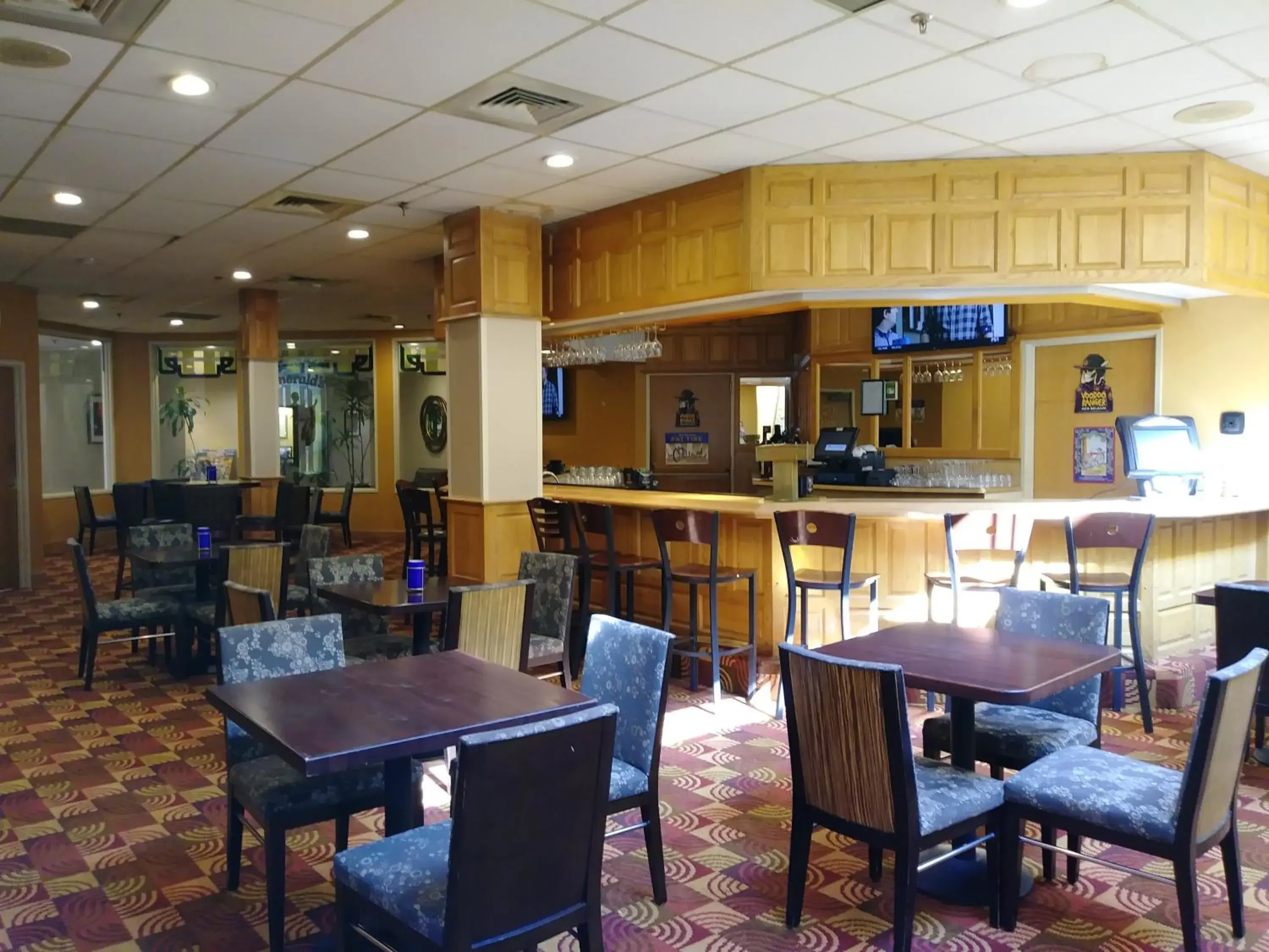 Lounge or bar in Quality Inn & Suites Fort Collins East Lounge or bar in Quality Inn & Suites Fort Collins East