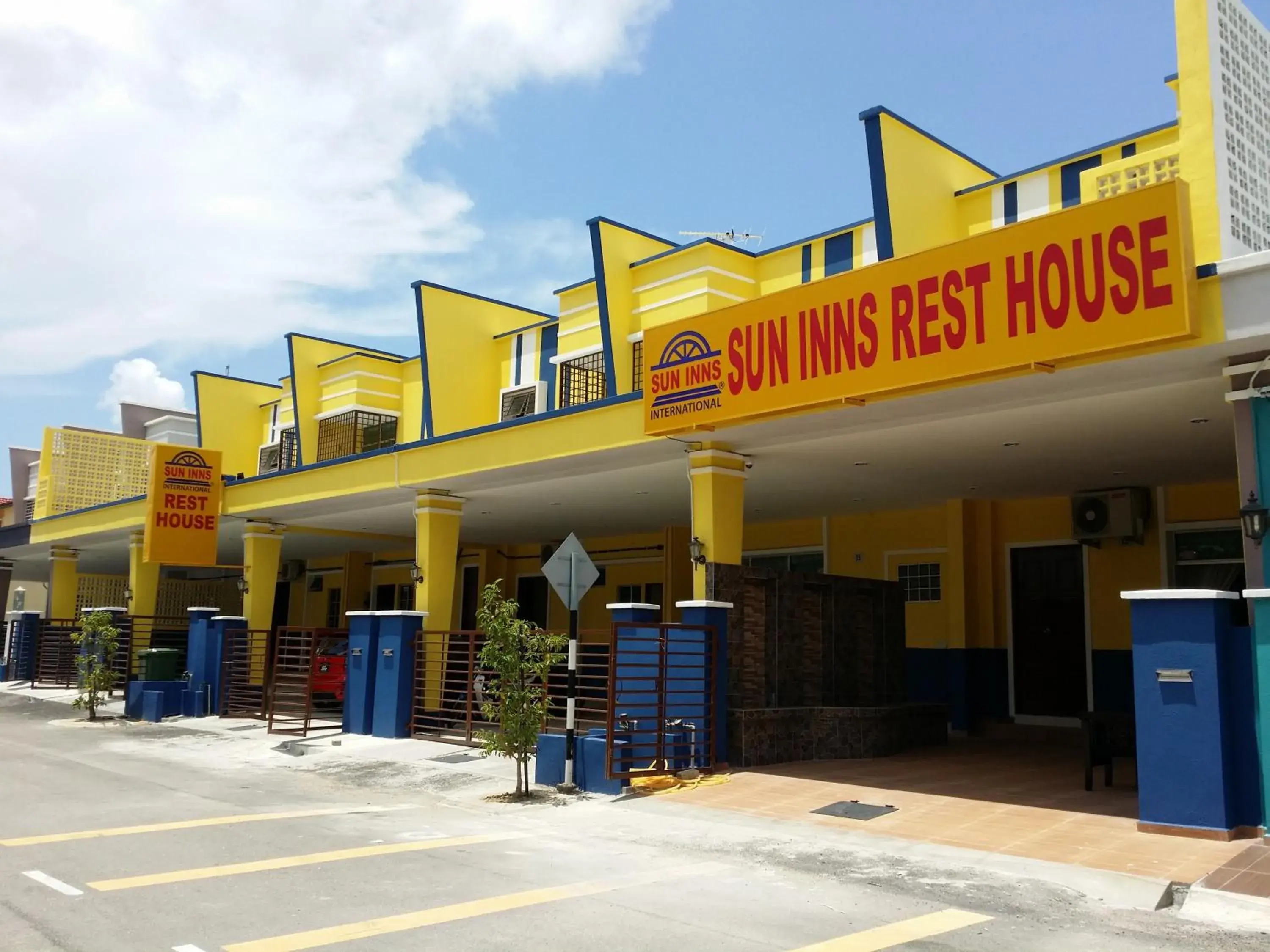 Facade/entrance in Sun Inns Rest House Kuantan Facade/entrance in Sun Inns Rest House Kuantan