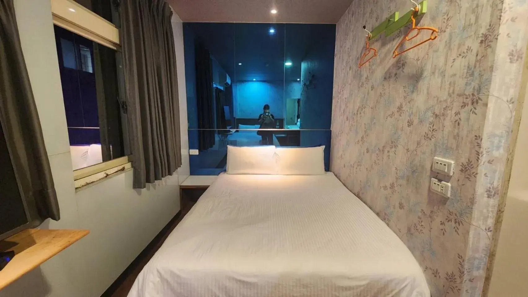 Bedroom, Bed in Yung Feng Hotel Bedroom, Bed in Yung Feng Hotel