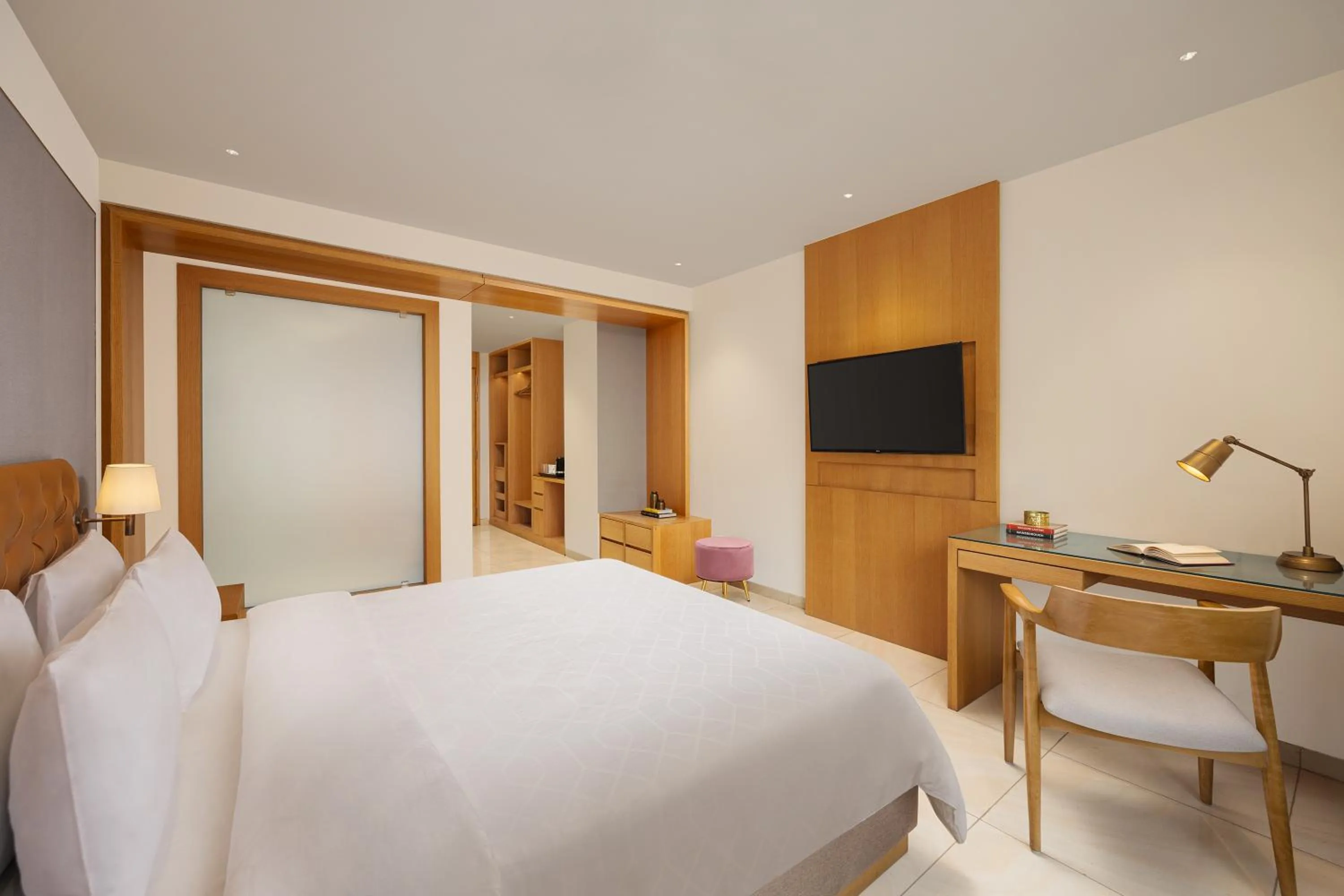 Bedroom, Bed in Ginger Delhi, Chanakyapuri