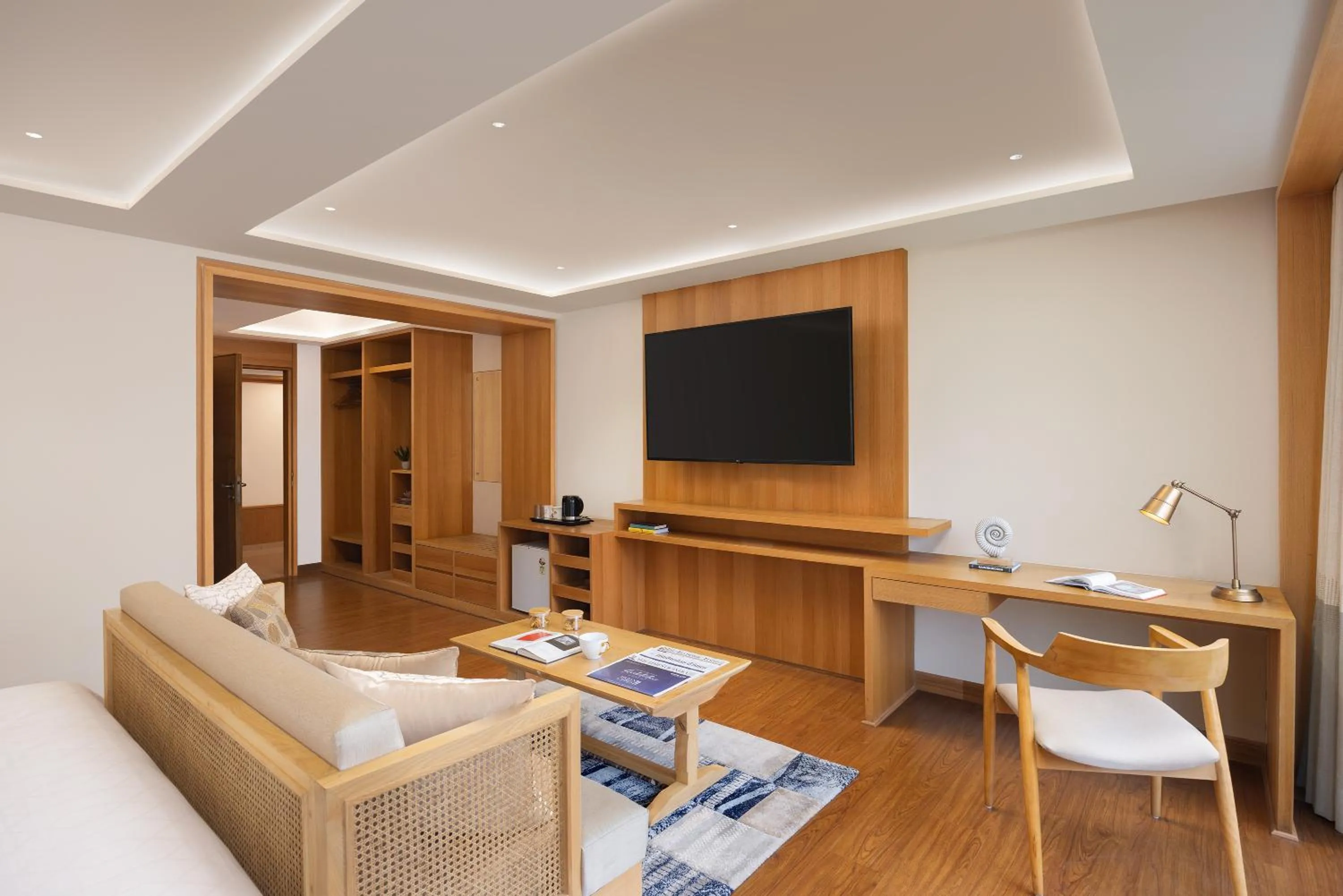 Seating area in Ginger Delhi, Chanakyapuri