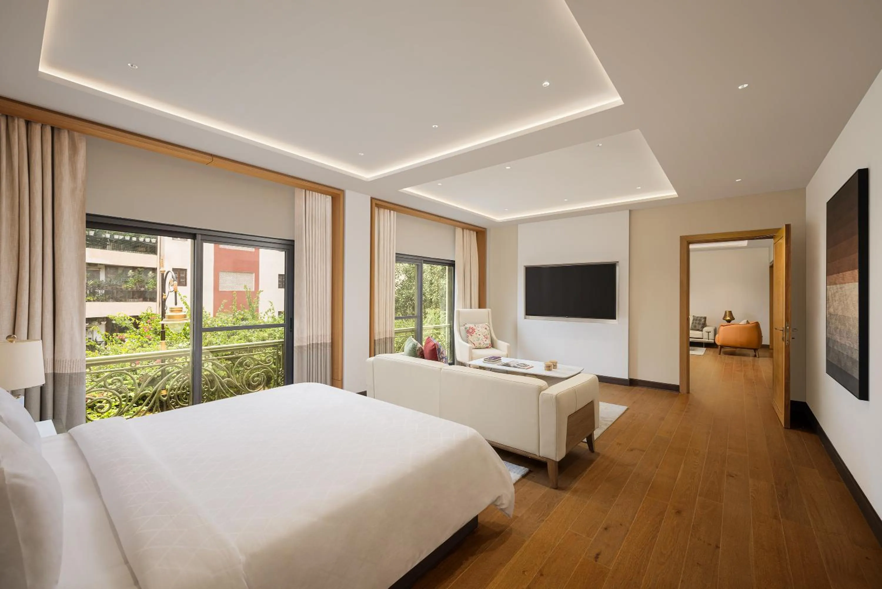 Bed in Ginger Delhi, Chanakyapuri