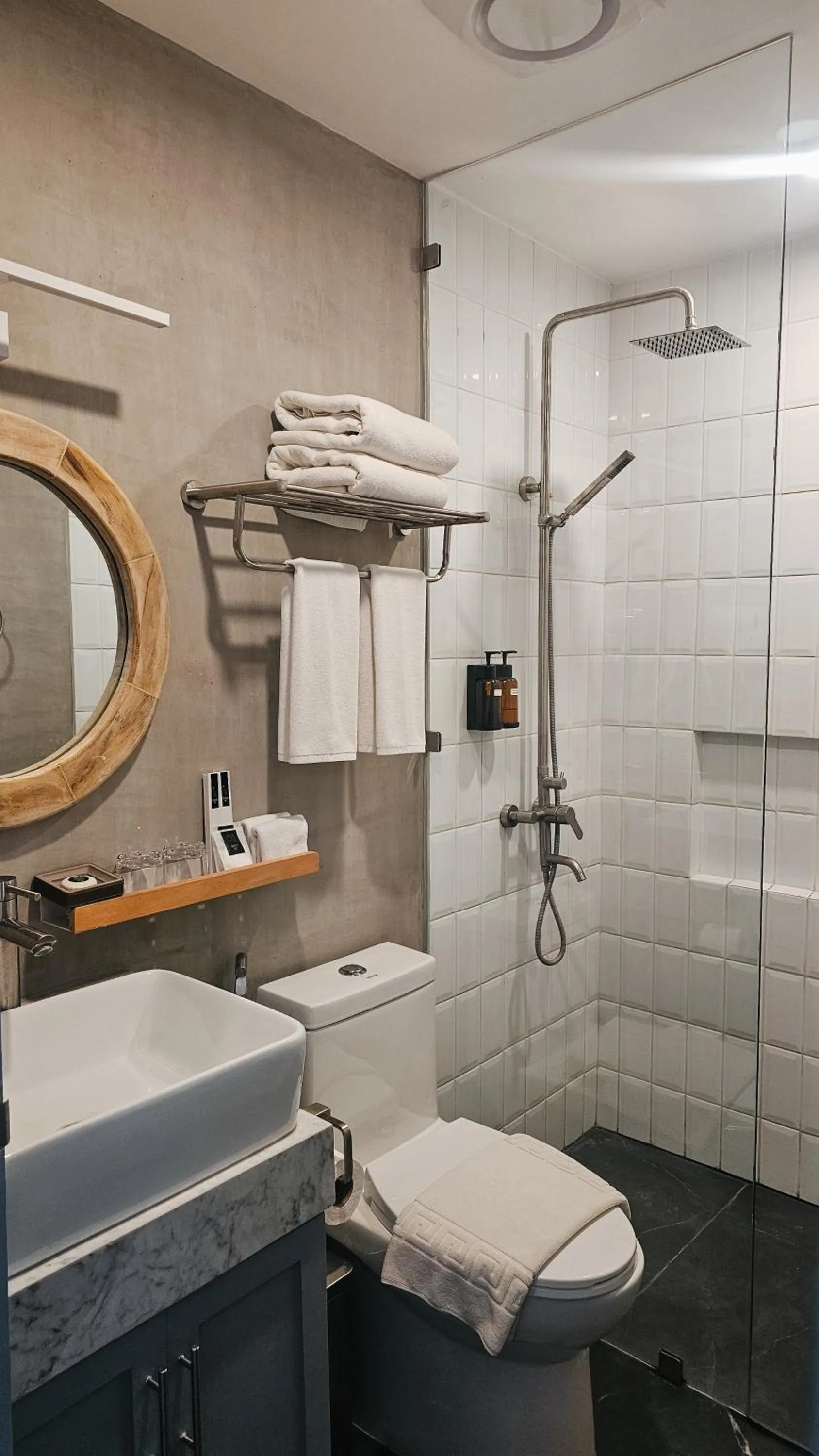 Shower in Reside Siargao