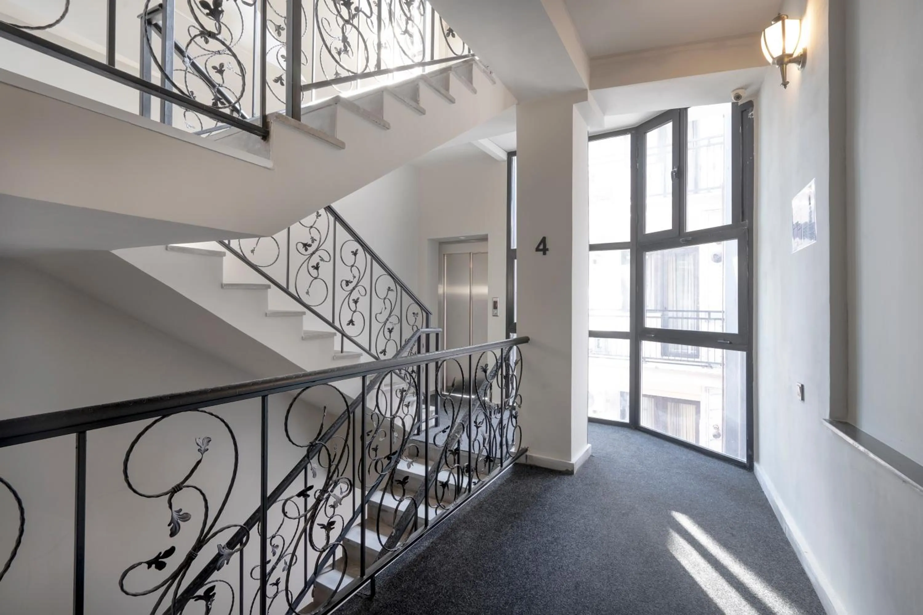 Floor plan in Hotel Piazza Tbilisi