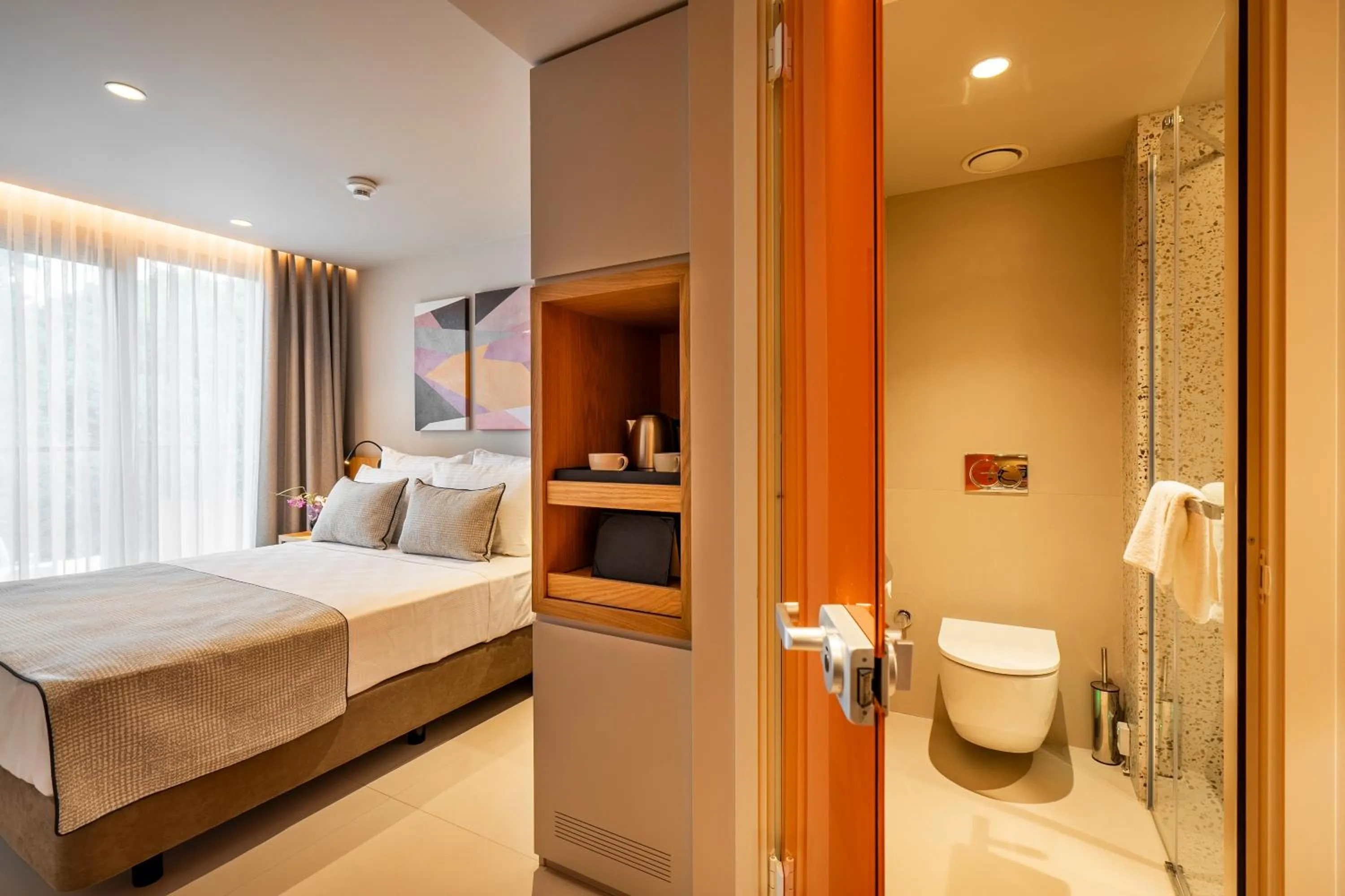 Photo of the whole room, Bed in ERK Hotel