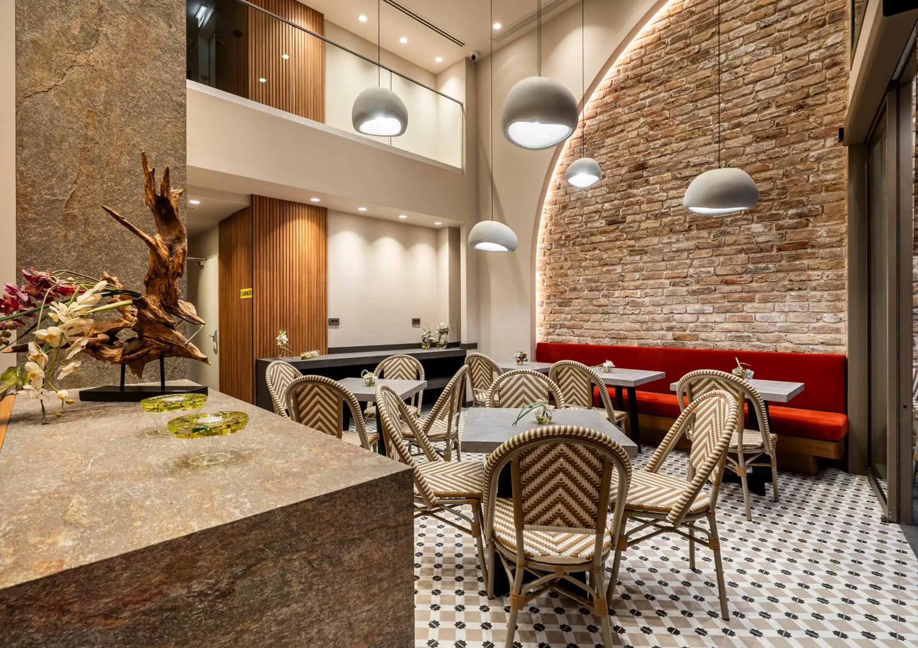 Restaurant/places to eat in ERK Hotel Restaurant/places to eat in ERK Hotel