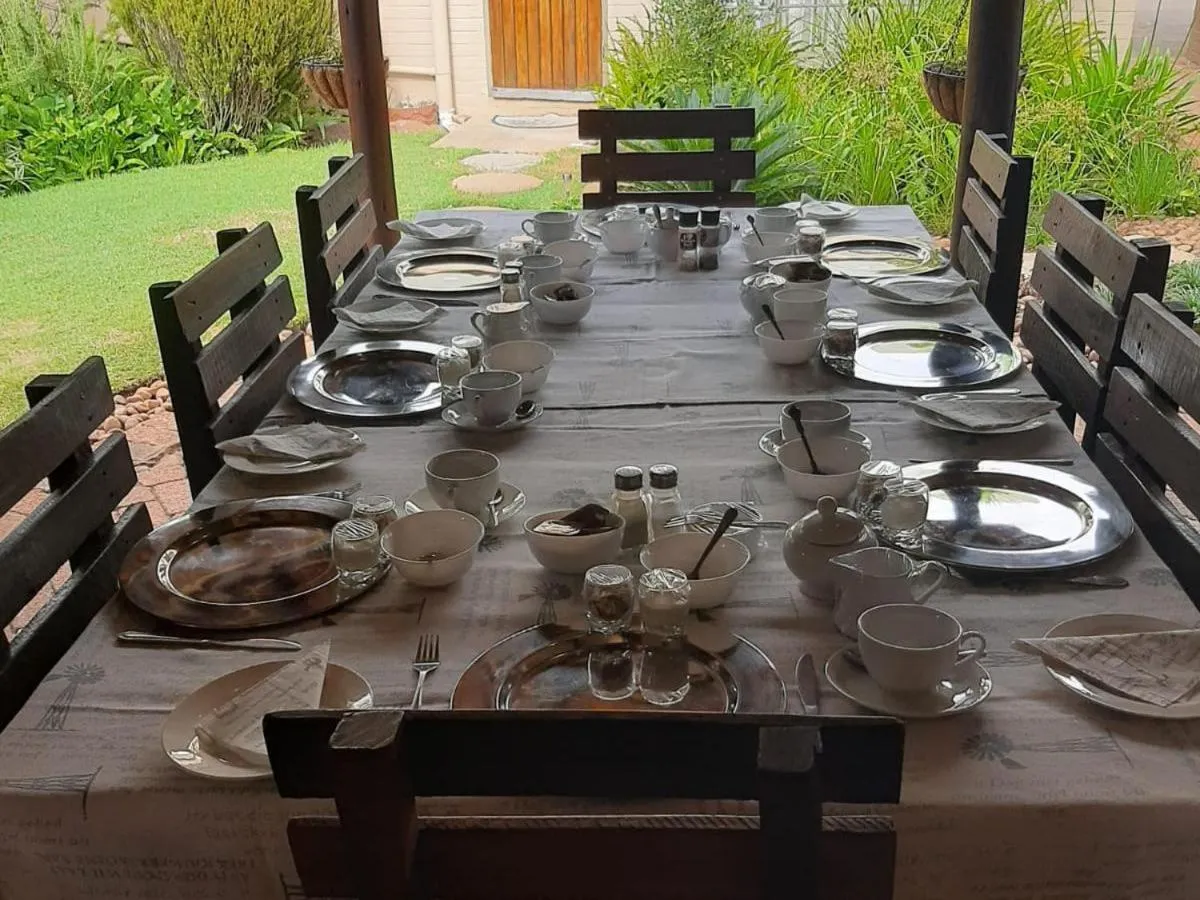 Dining area in Wi Villa Lê Guest House
