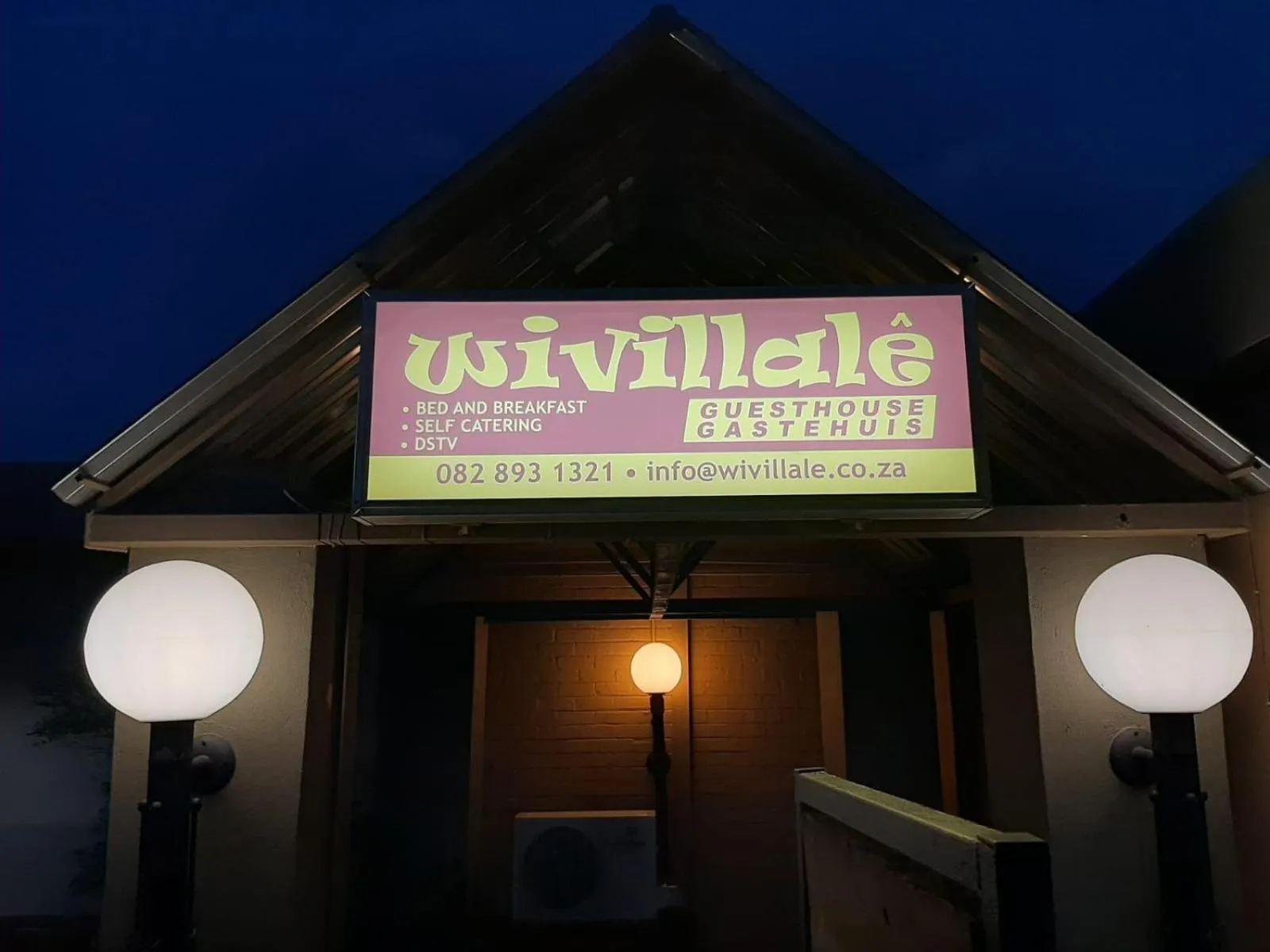 Property building in Wi Villa Lê Guest House