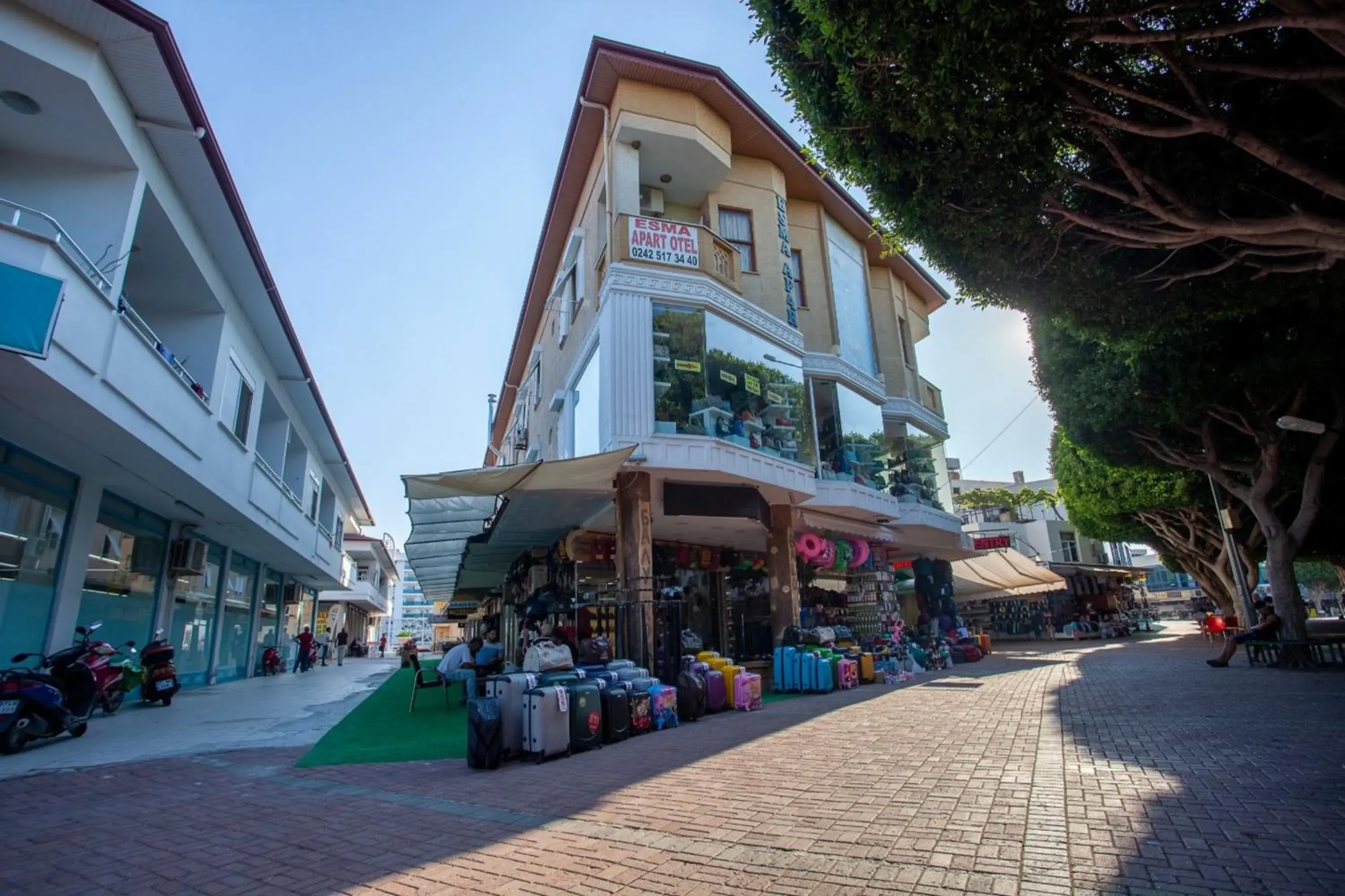 Property building in Esma Apart Otel Property building in Esma Apart Otel