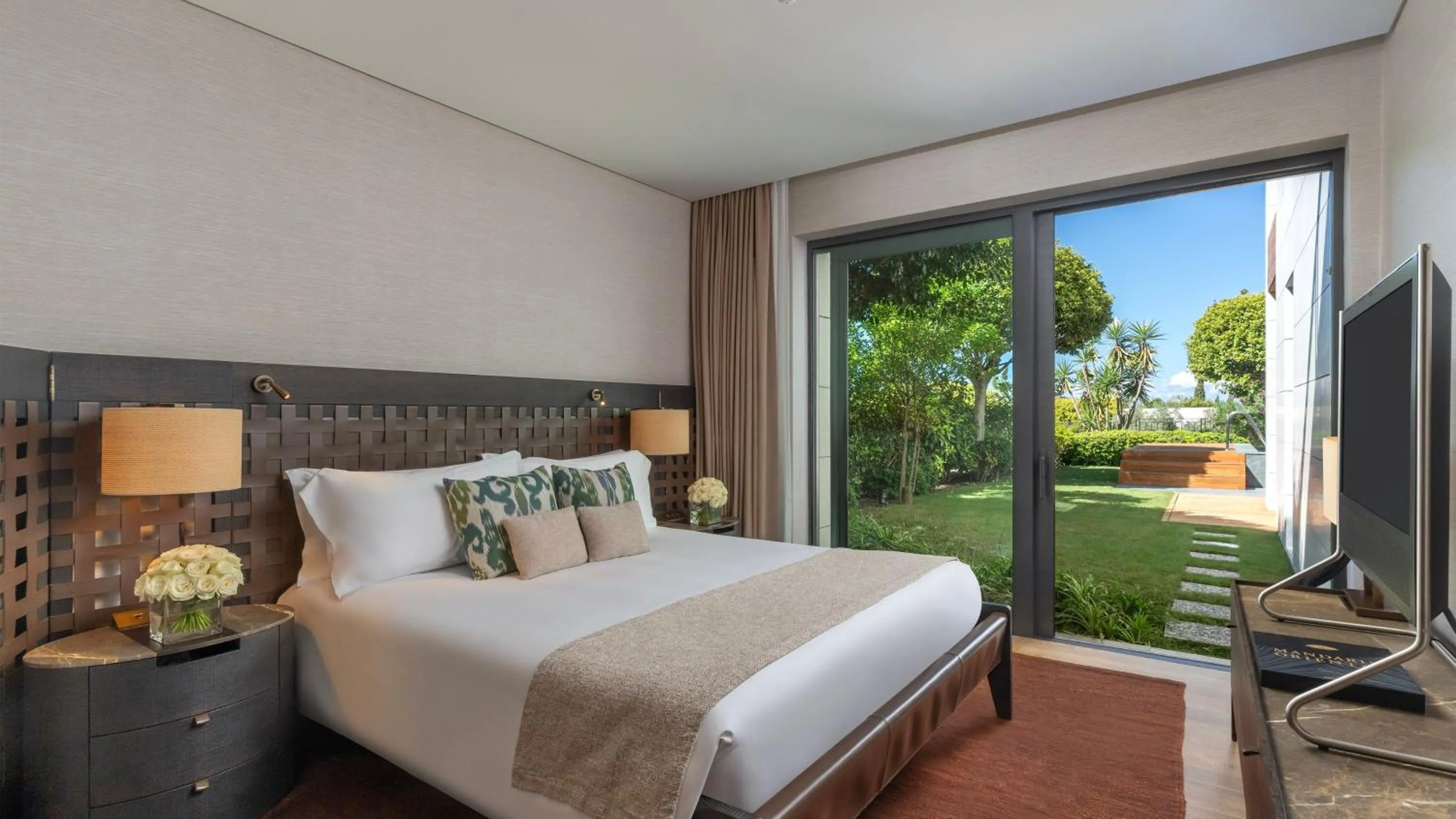 Bedroom, Bed in Mandarin Oriental, Bodrum