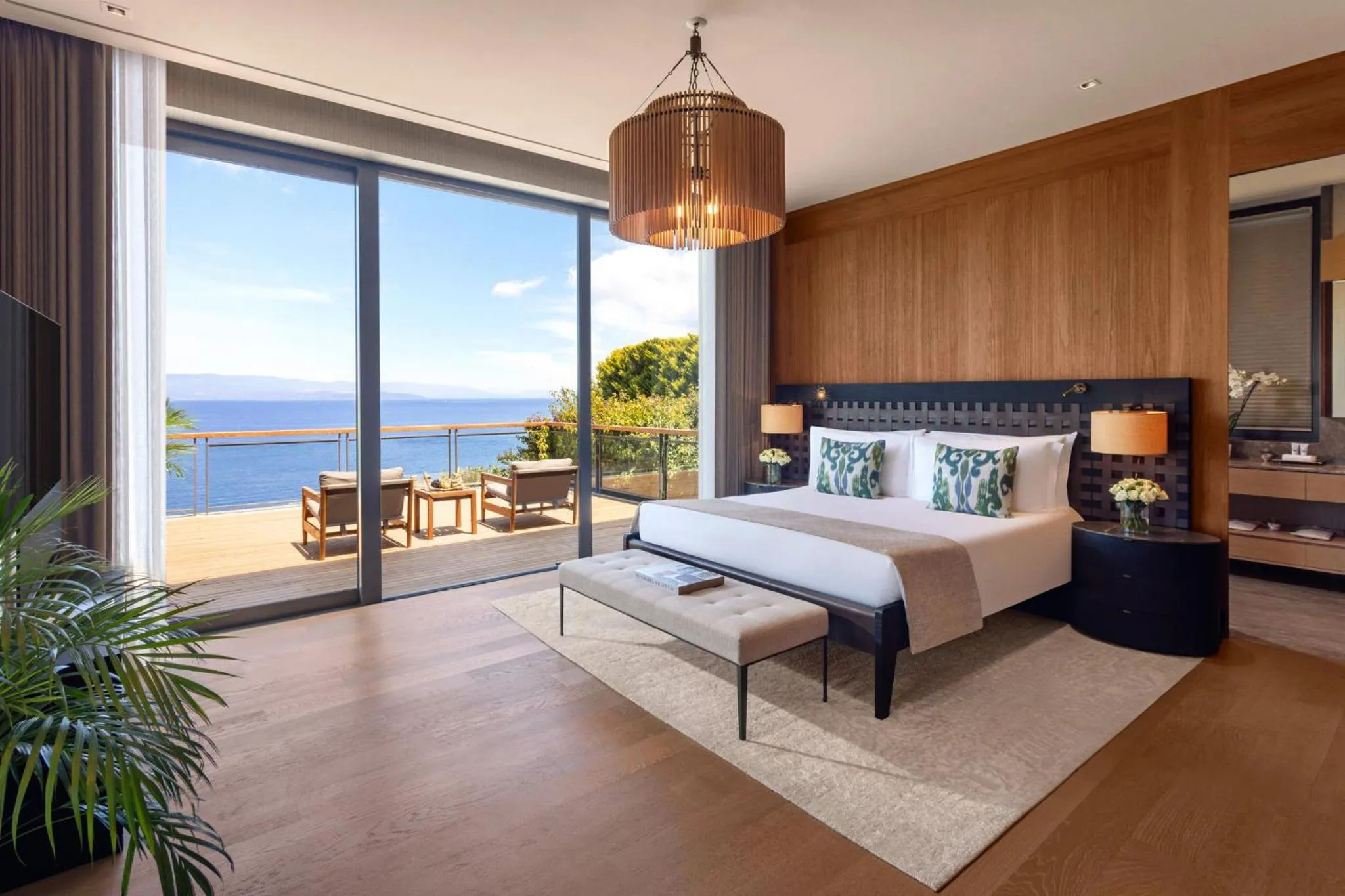Property building, Bed in Mandarin Oriental, Bodrum