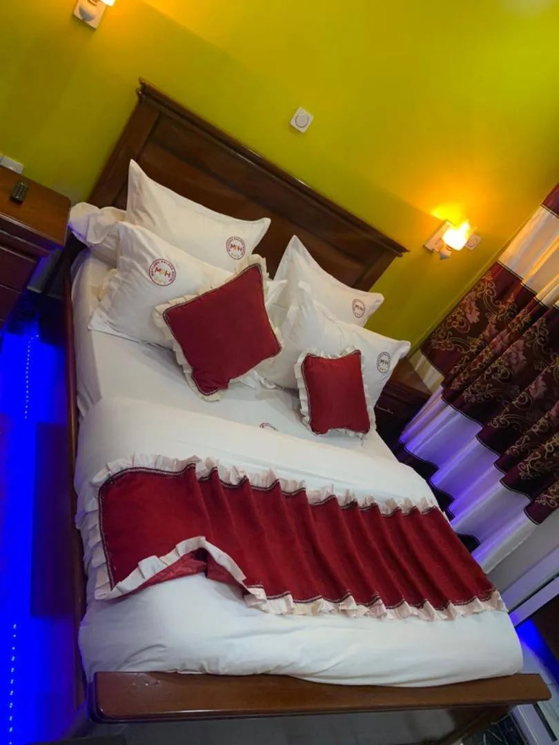 Bed in Matcheu Palace Hôtel