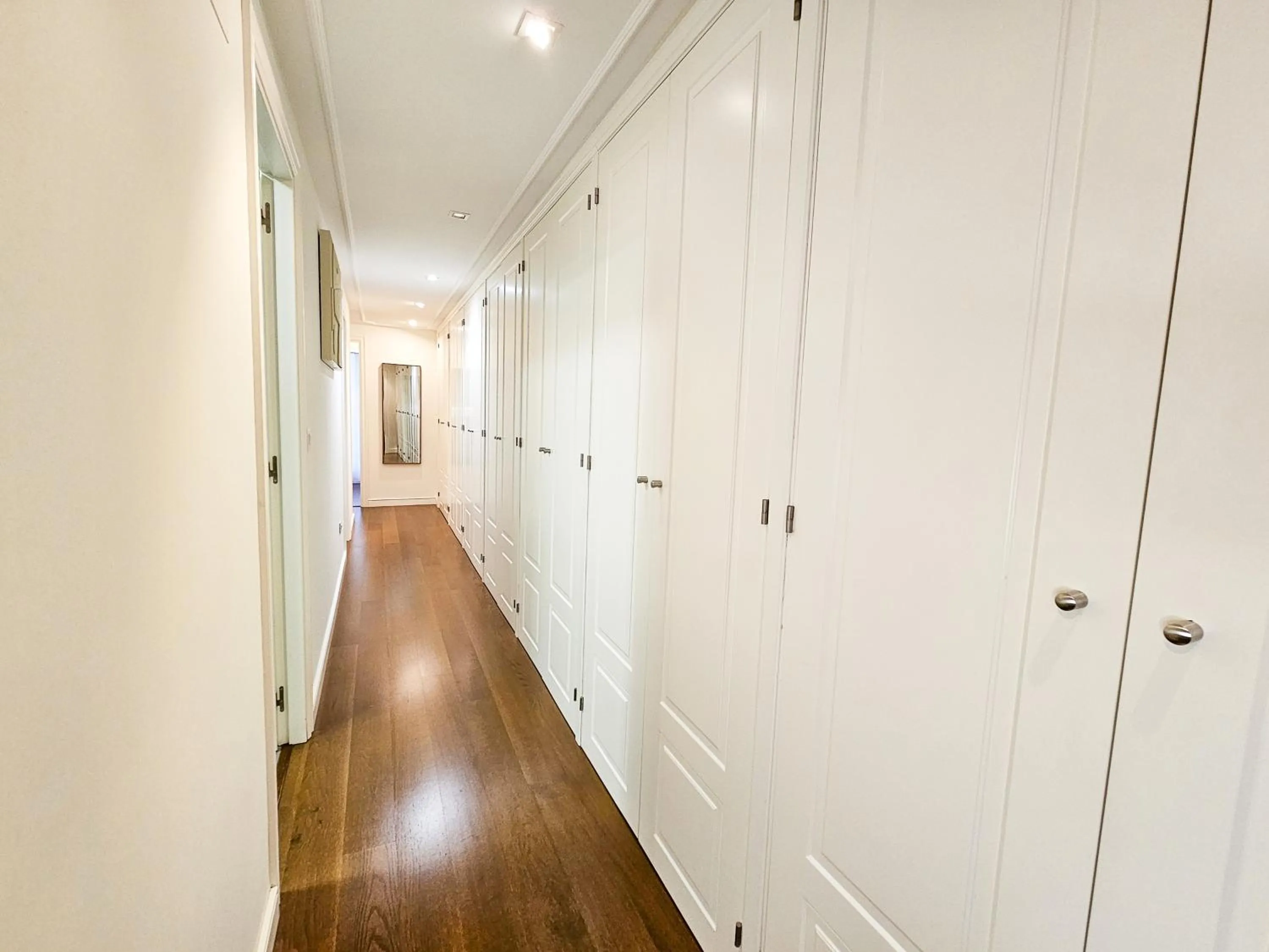 Decorative detail in Apartamentos Zaragoza Independencia 3000