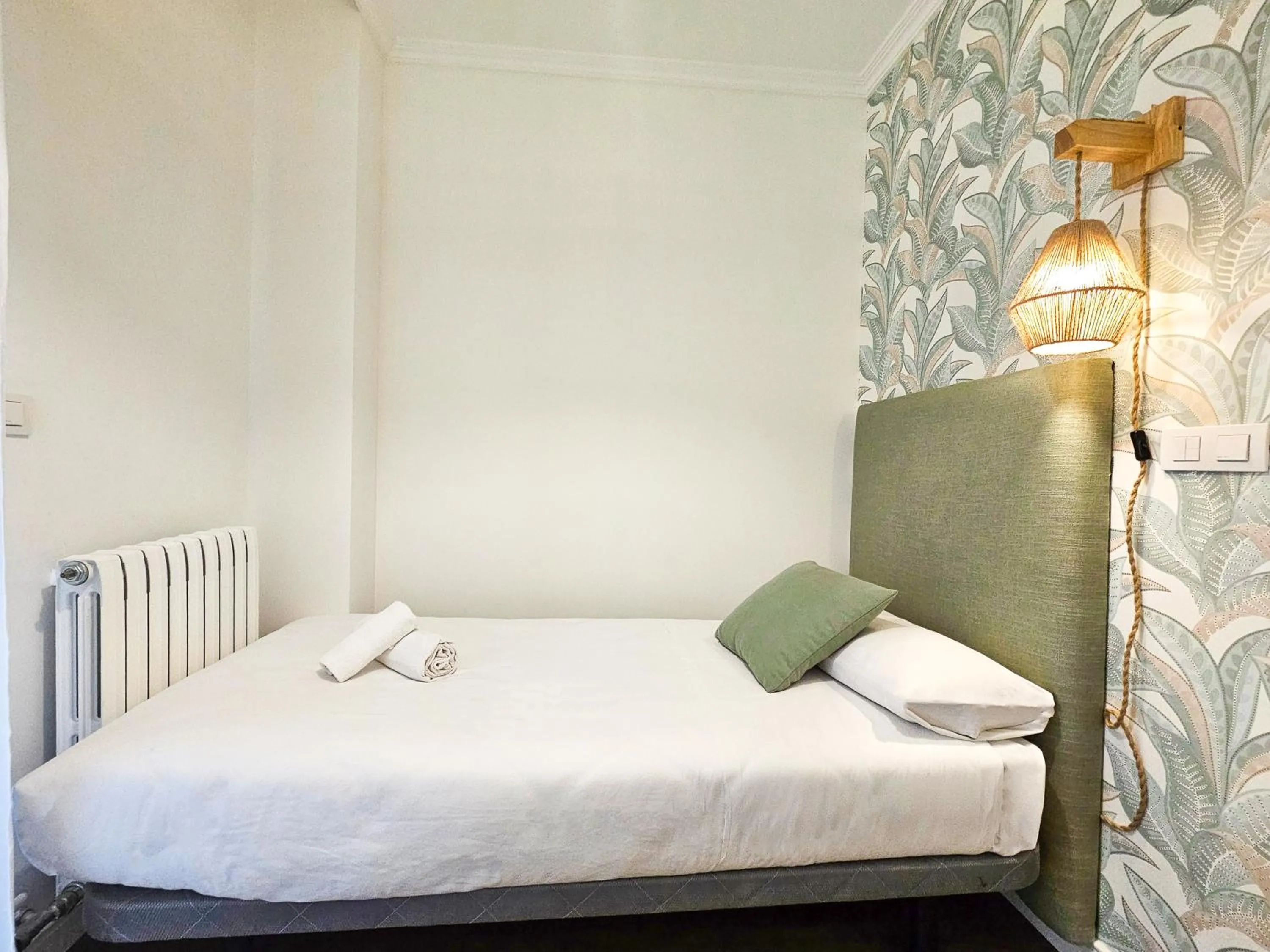 Bed in Apartamentos Zaragoza Independencia 3000