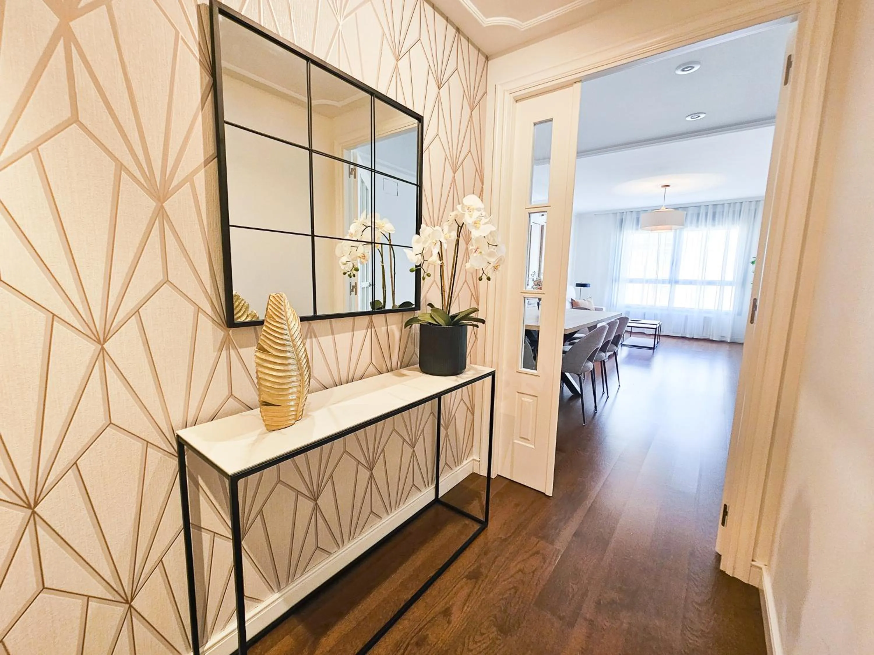 Lobby or reception in Apartamentos Zaragoza Independencia 3000