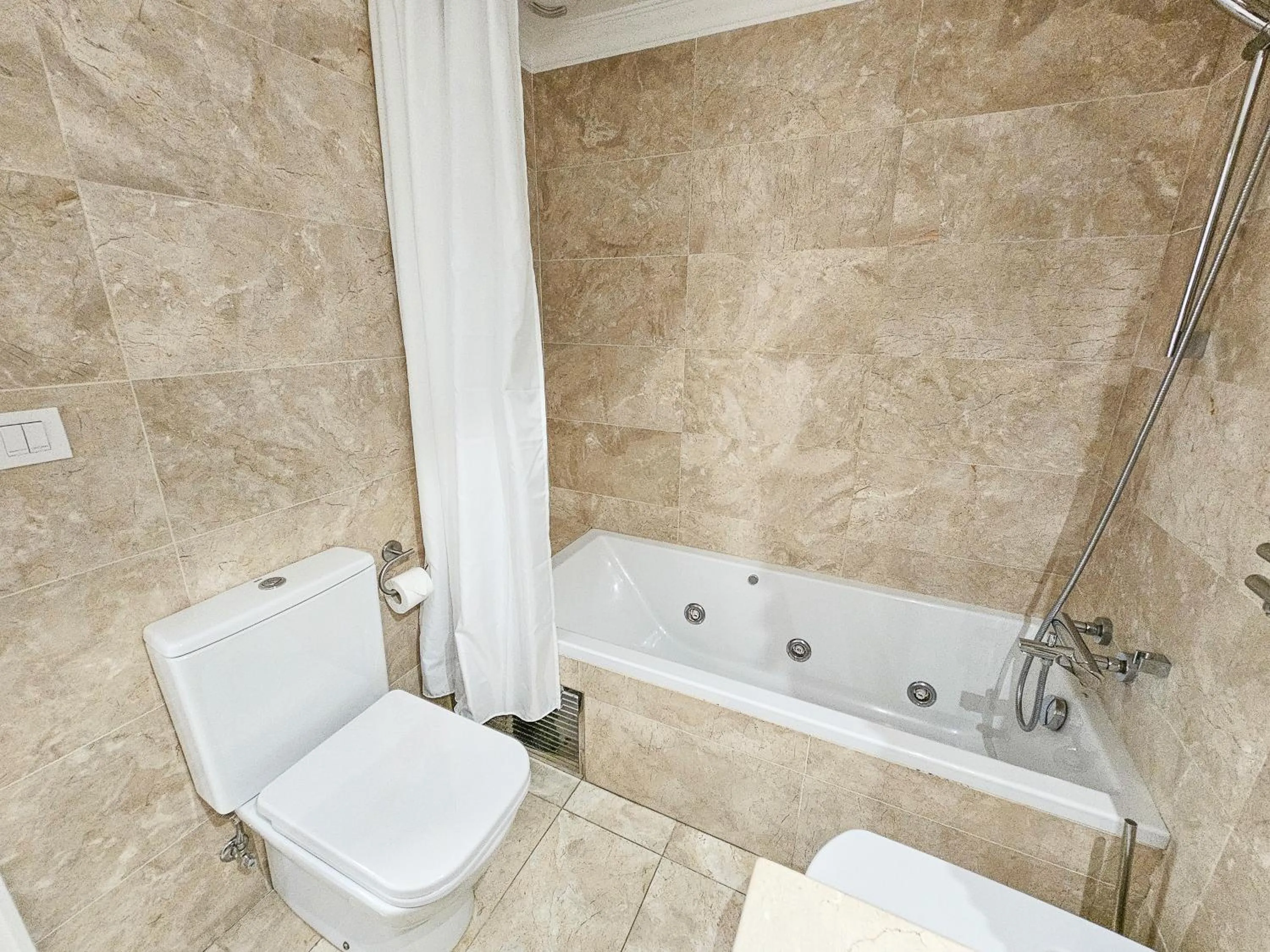 Bathroom in Apartamentos Zaragoza Independencia 3000