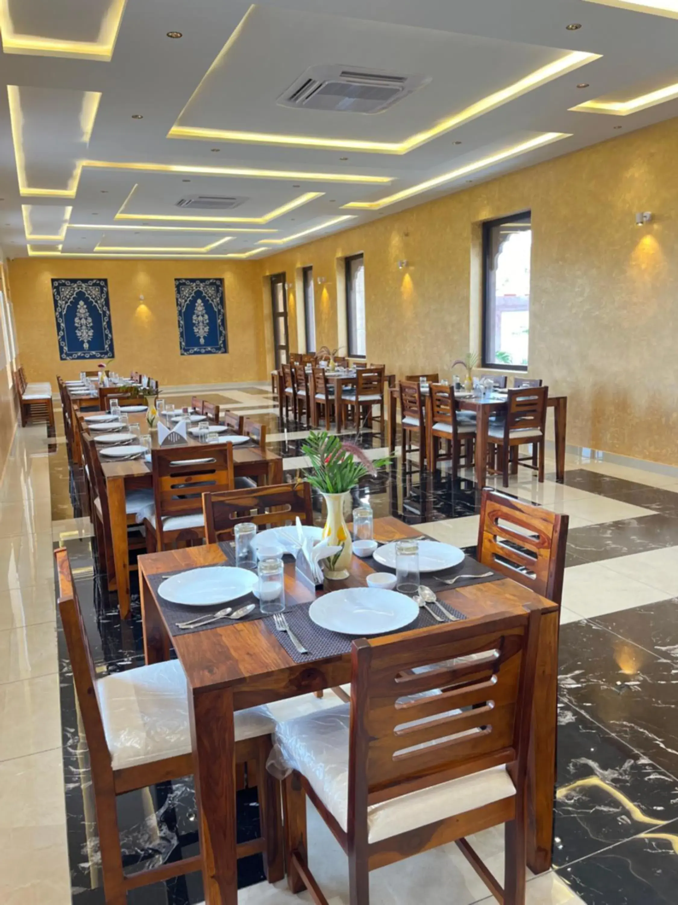 Restaurant/places to eat in Yashvrinda Restaurant/places to eat in Yashvrinda