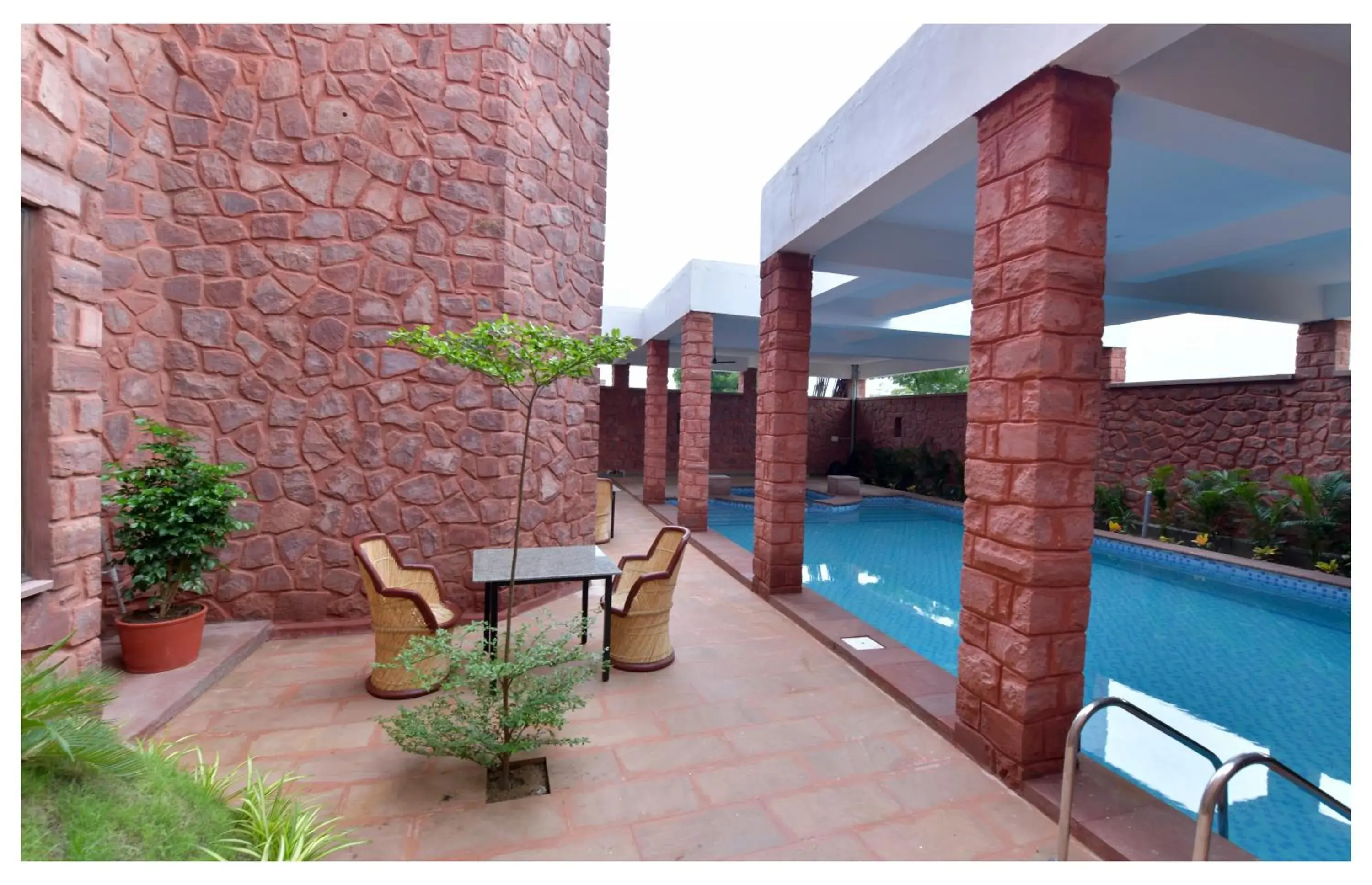 Property building in Yashvrinda Property building in Yashvrinda