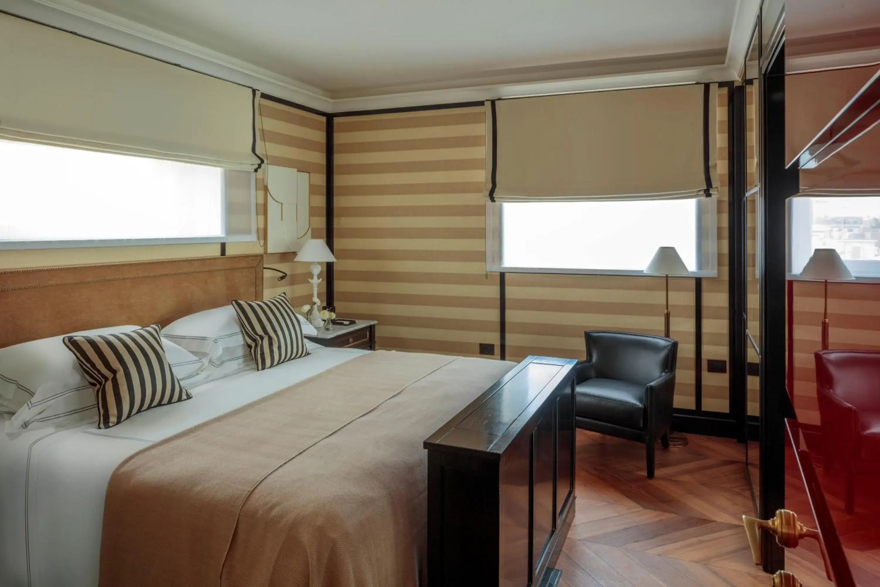 One-Bedroom Apartment in Rocco Forte House Via Manzoni Milan One-Bedroom Apartment in Rocco Forte House Via Manzoni Milan
