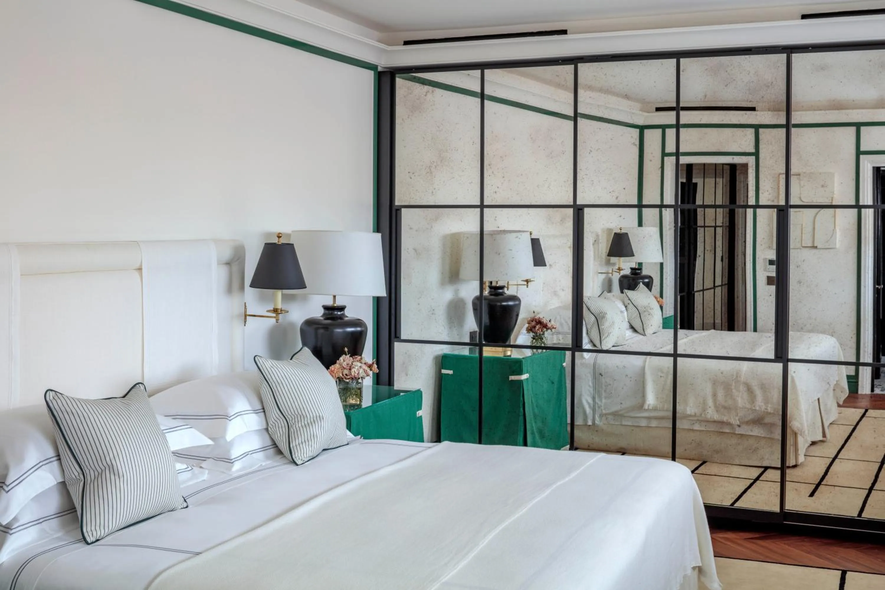Bed in Rocco Forte House Via Manzoni Milan