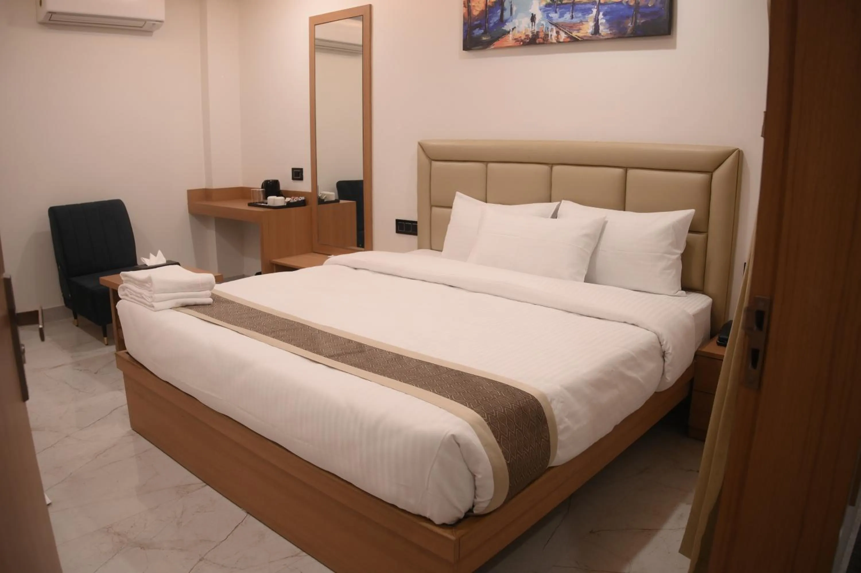 Photo of the whole room, Bed in Madina Hotel