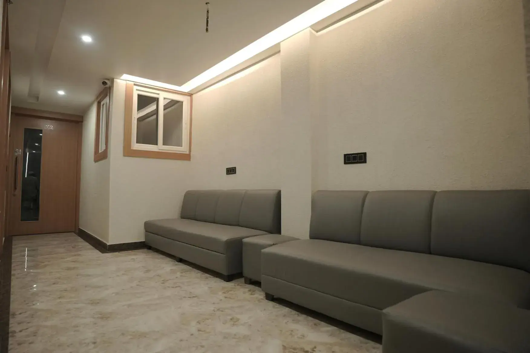 Seating area in Madina Hotel Seating area in Madina Hotel