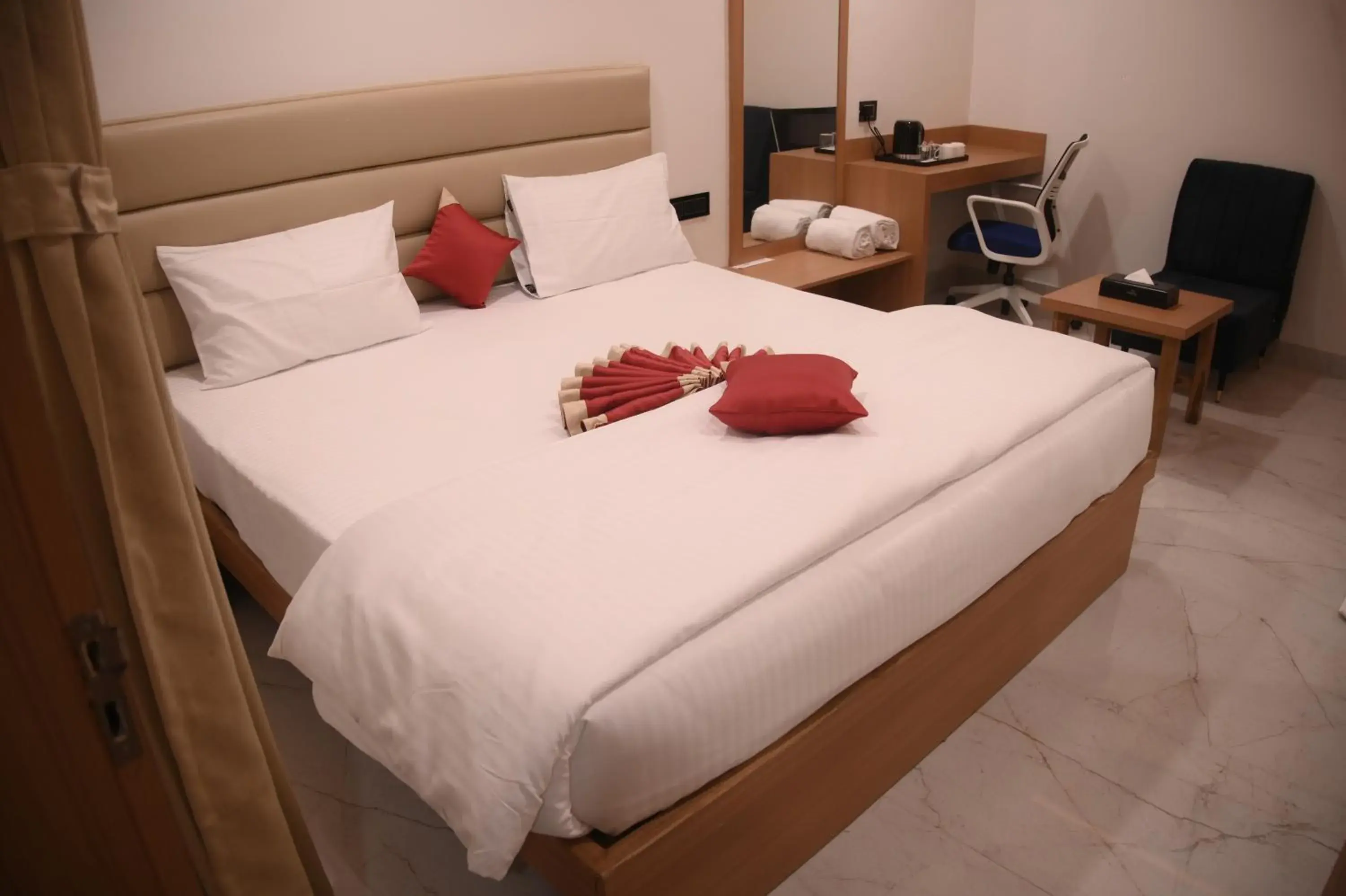 Bedroom, Bed in Madina Hotel Bedroom, Bed in Madina Hotel