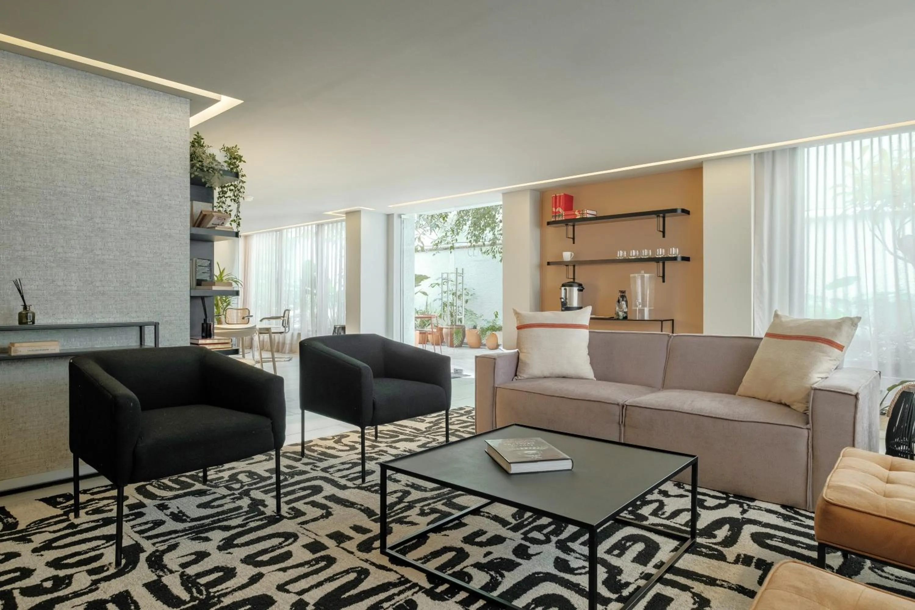 Living room in District Polanco by Lumina