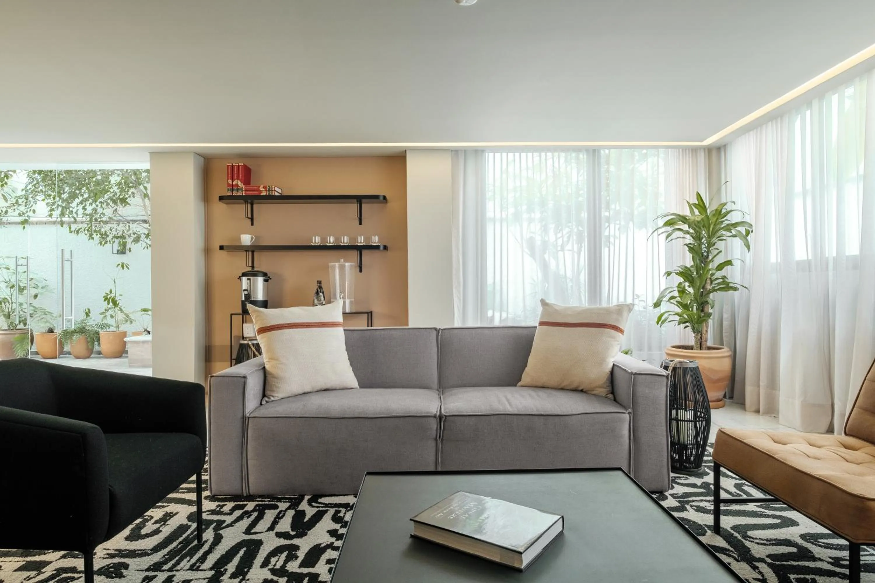 Coffee/tea facilities in District Polanco by Lumina