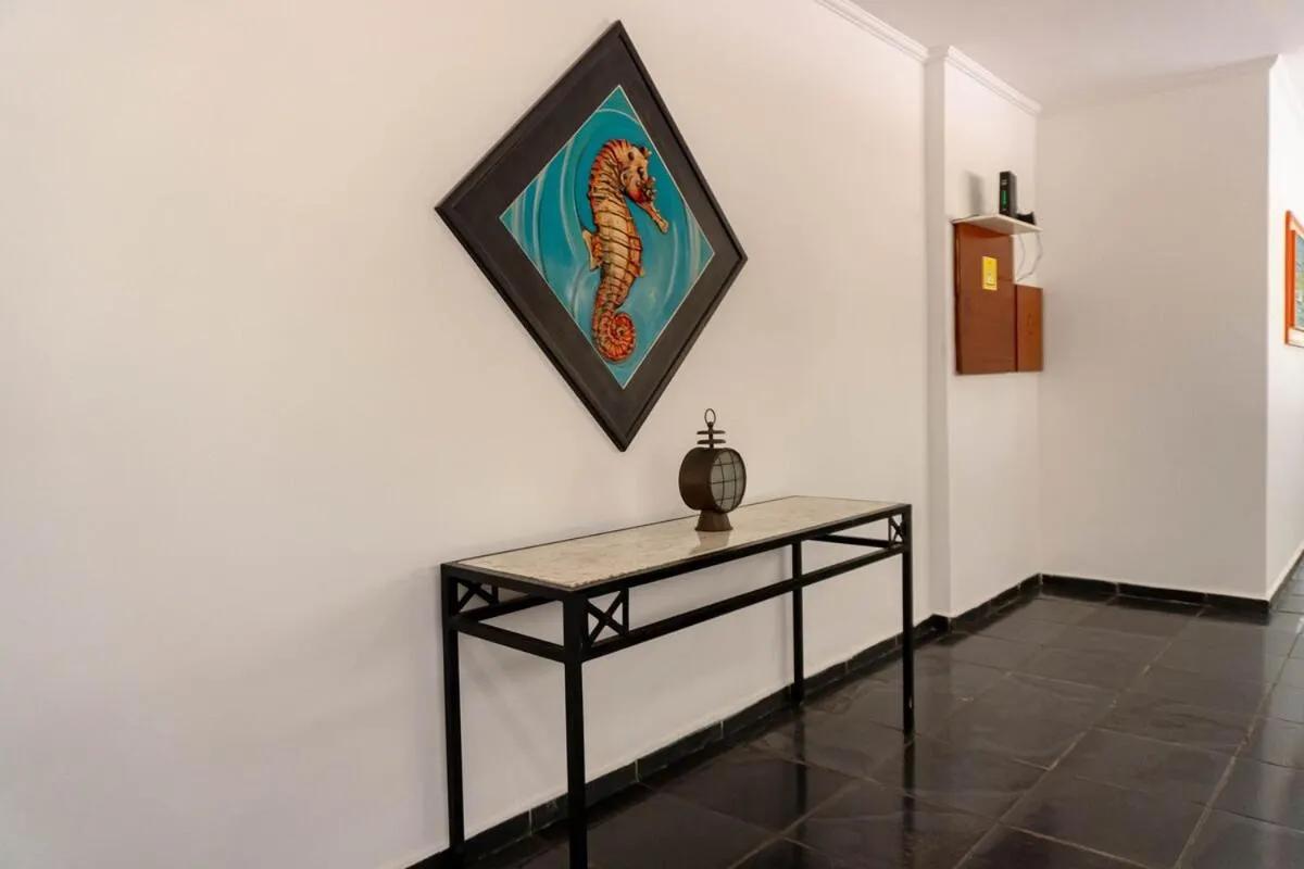 R19 · 2 Quadras da praia
