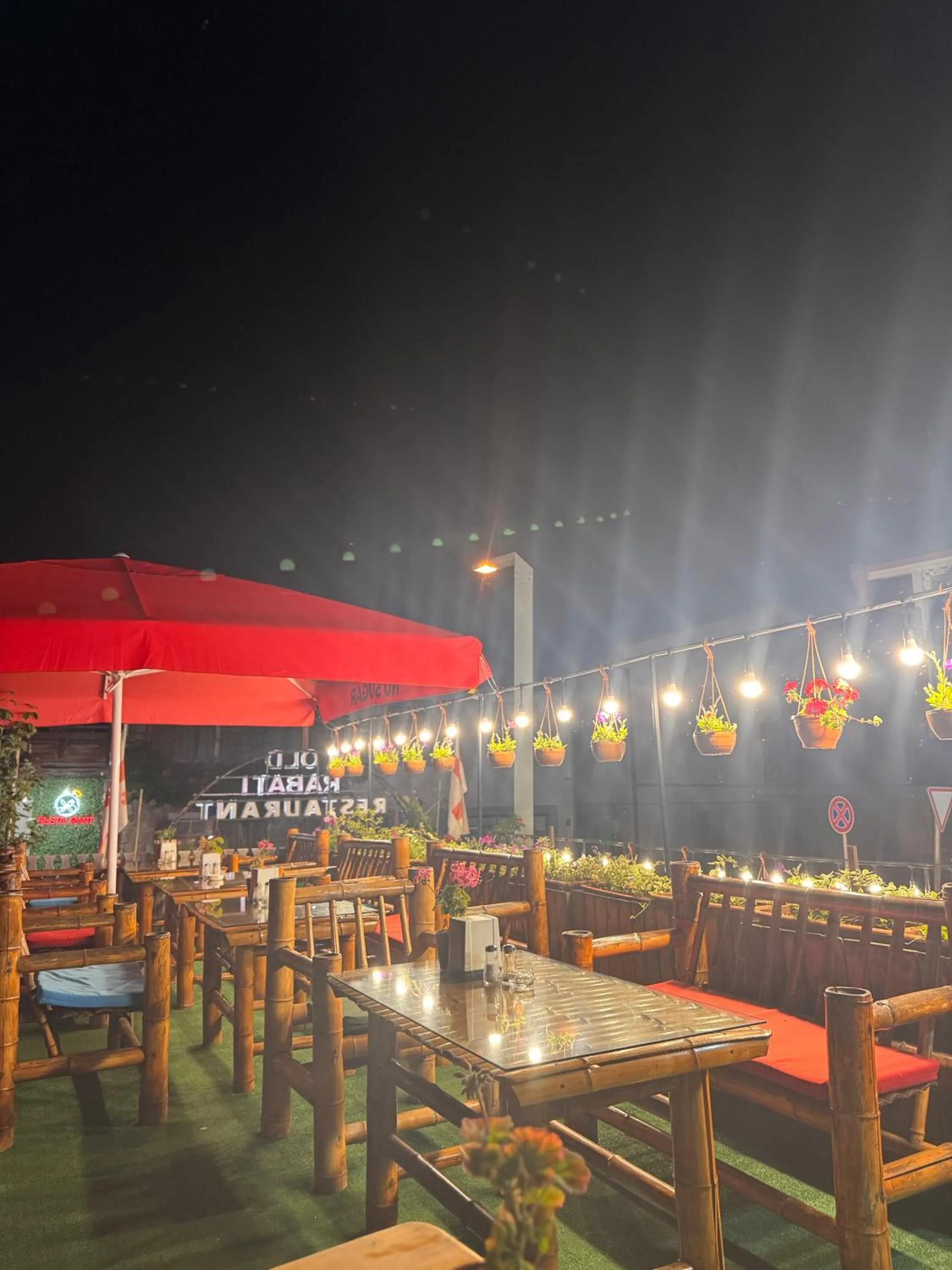 Restaurant/places to eat in Old Rabati