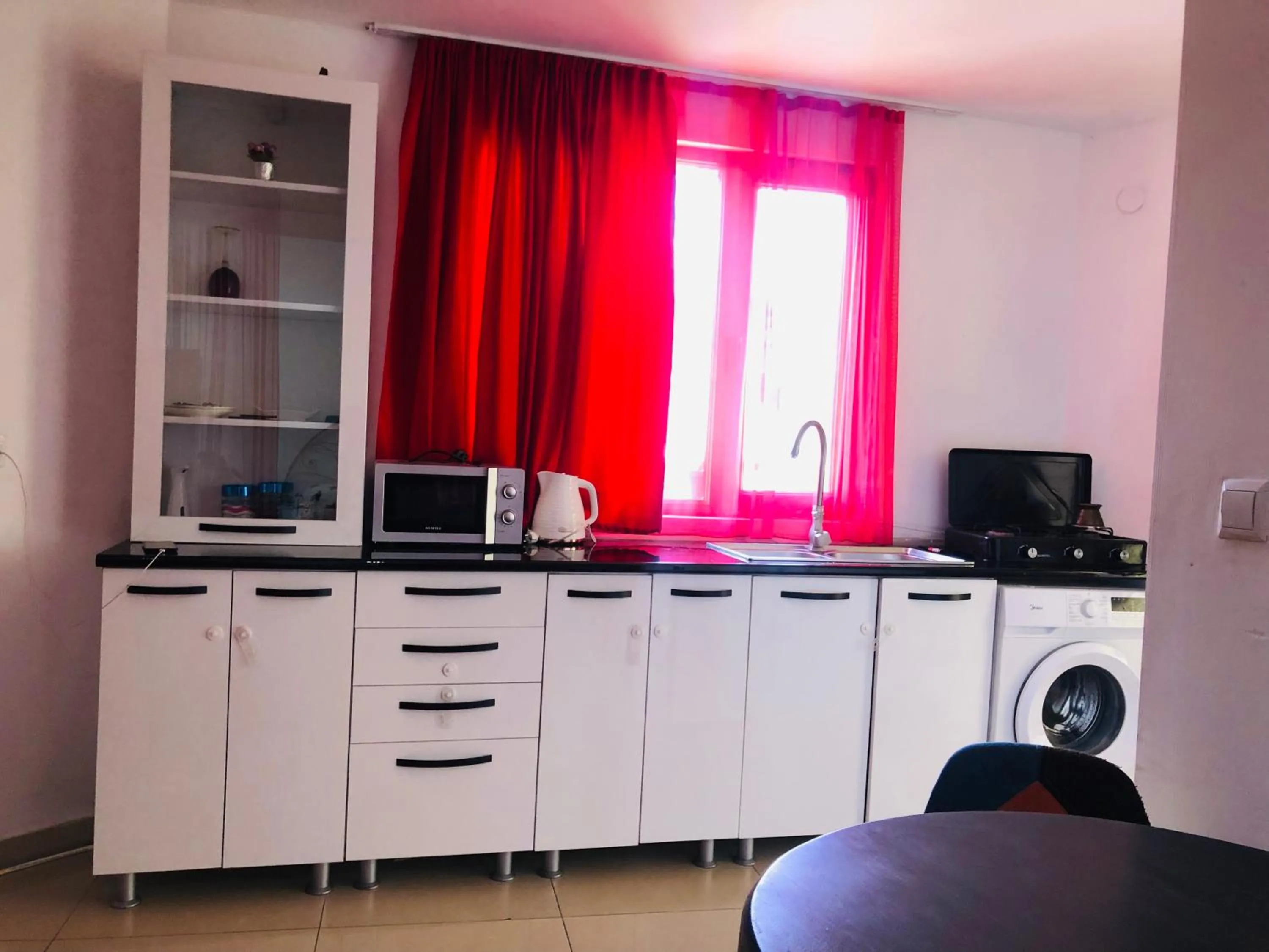 Kitchen or kitchenette in Old Rabati