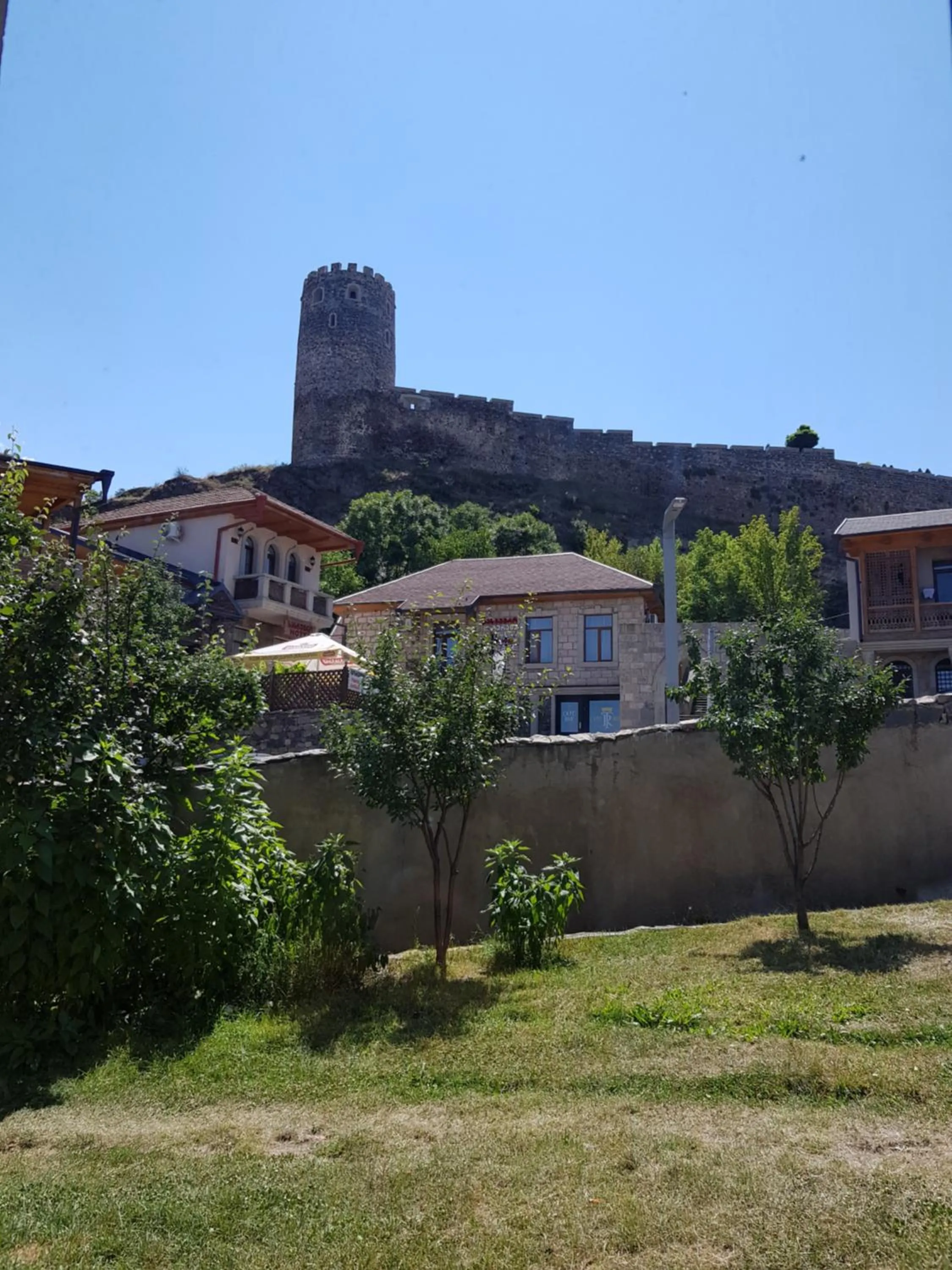 Nearby landmark in Old Rabati