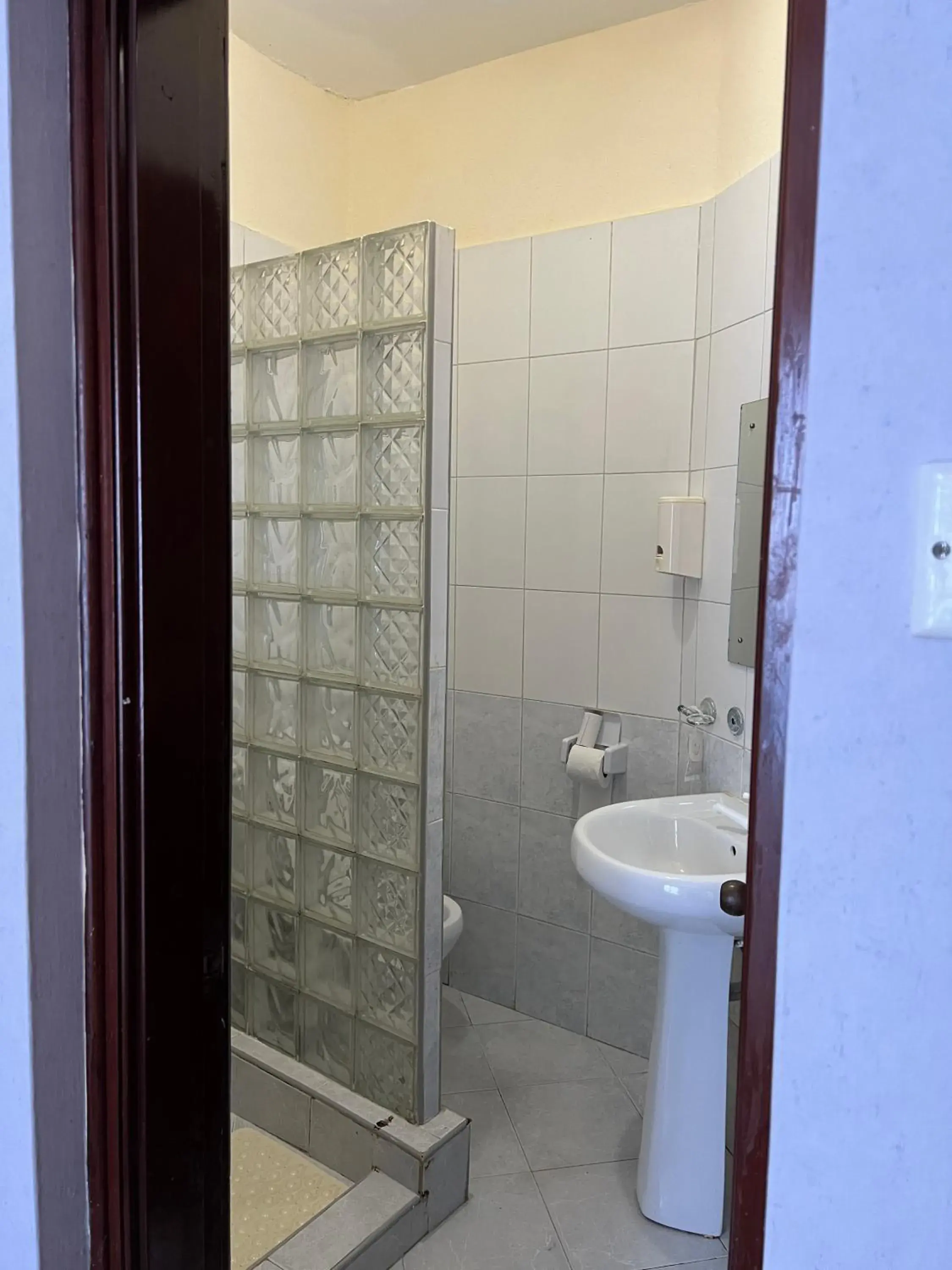 Sunrise Apartments Sunrise Apartments