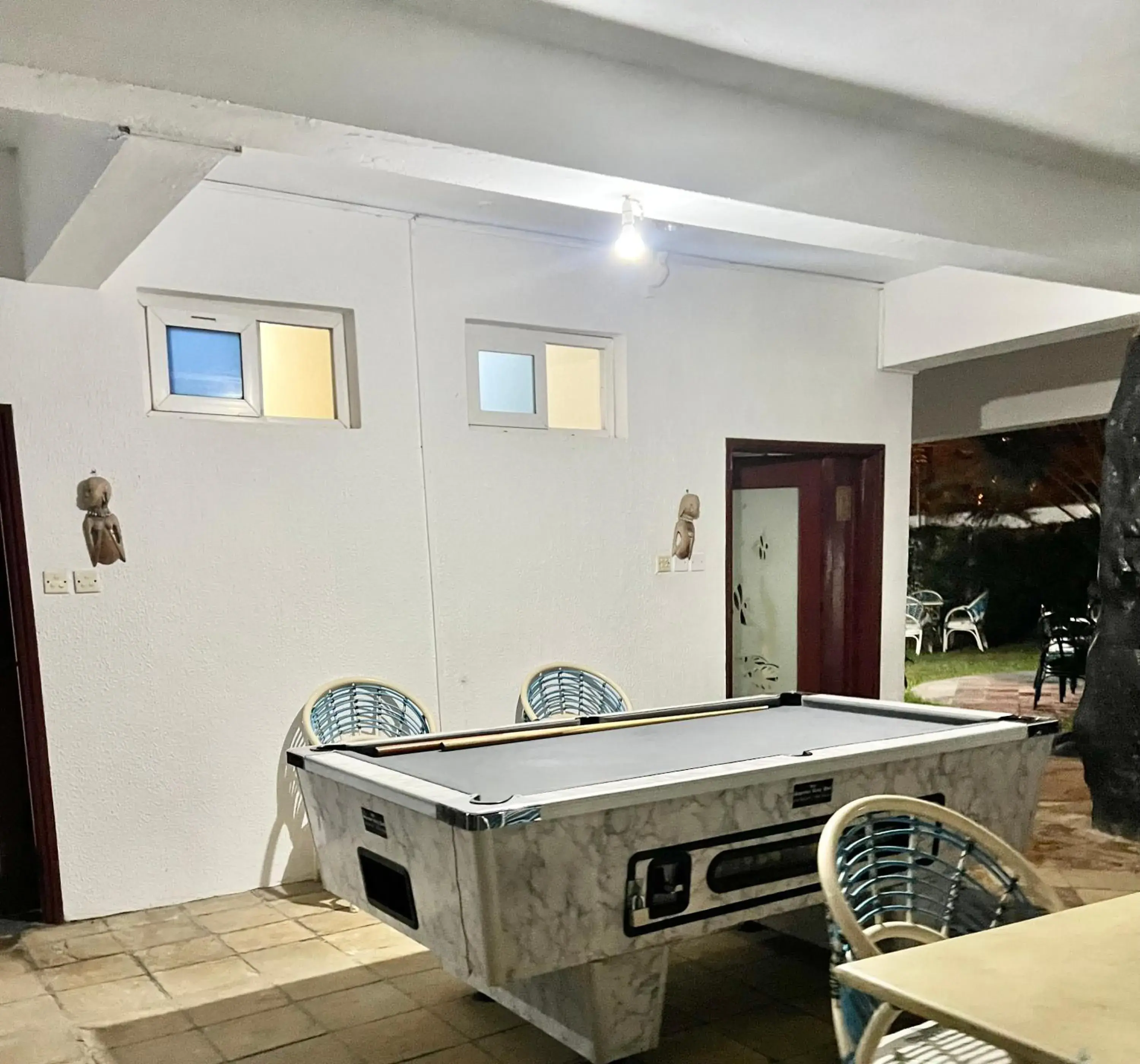 Billiard in Sunrise Apartments Billiard in Sunrise Apartments