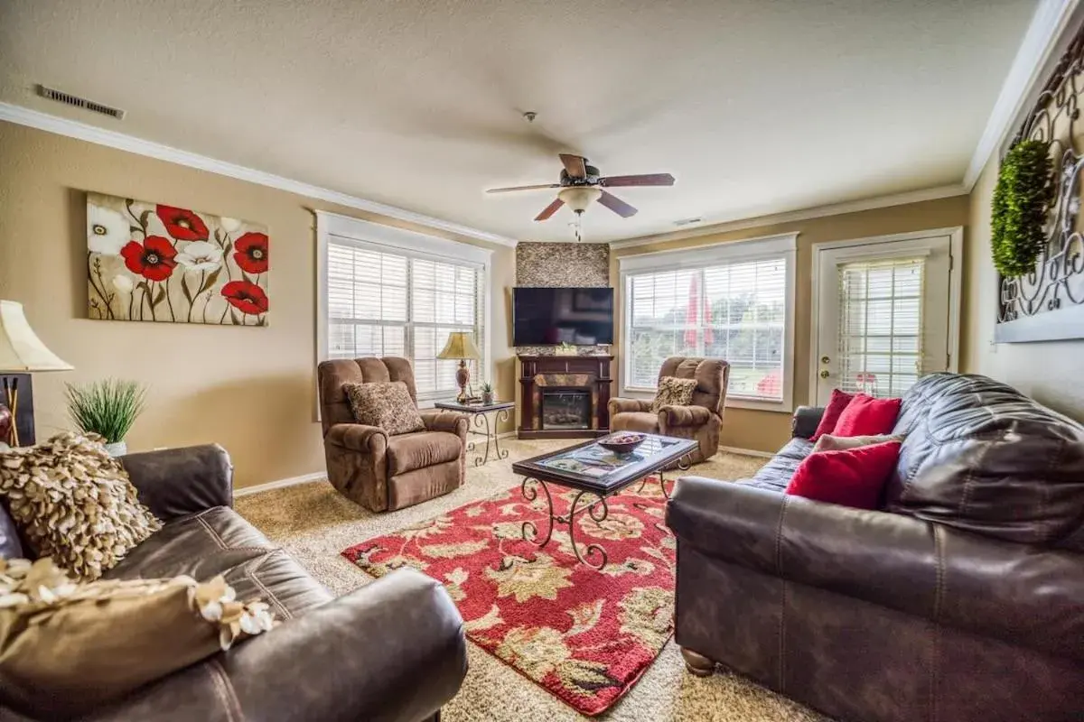 Little House on the Fairway- Luxury Golf Condo Little House on the Fairway- Luxury Golf Condo