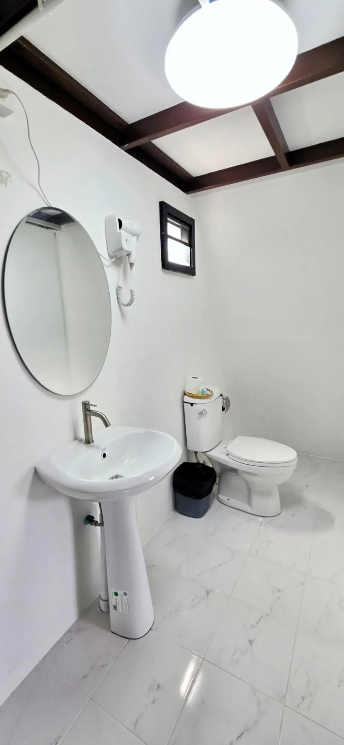 Tiny Island Lake Lodge Tiny Island Lake Lodge