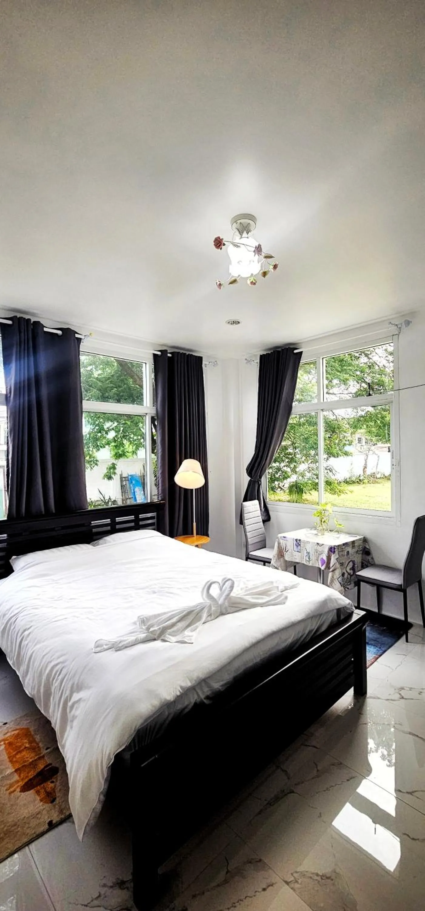 Bed in Tiny Island Lake Lodge