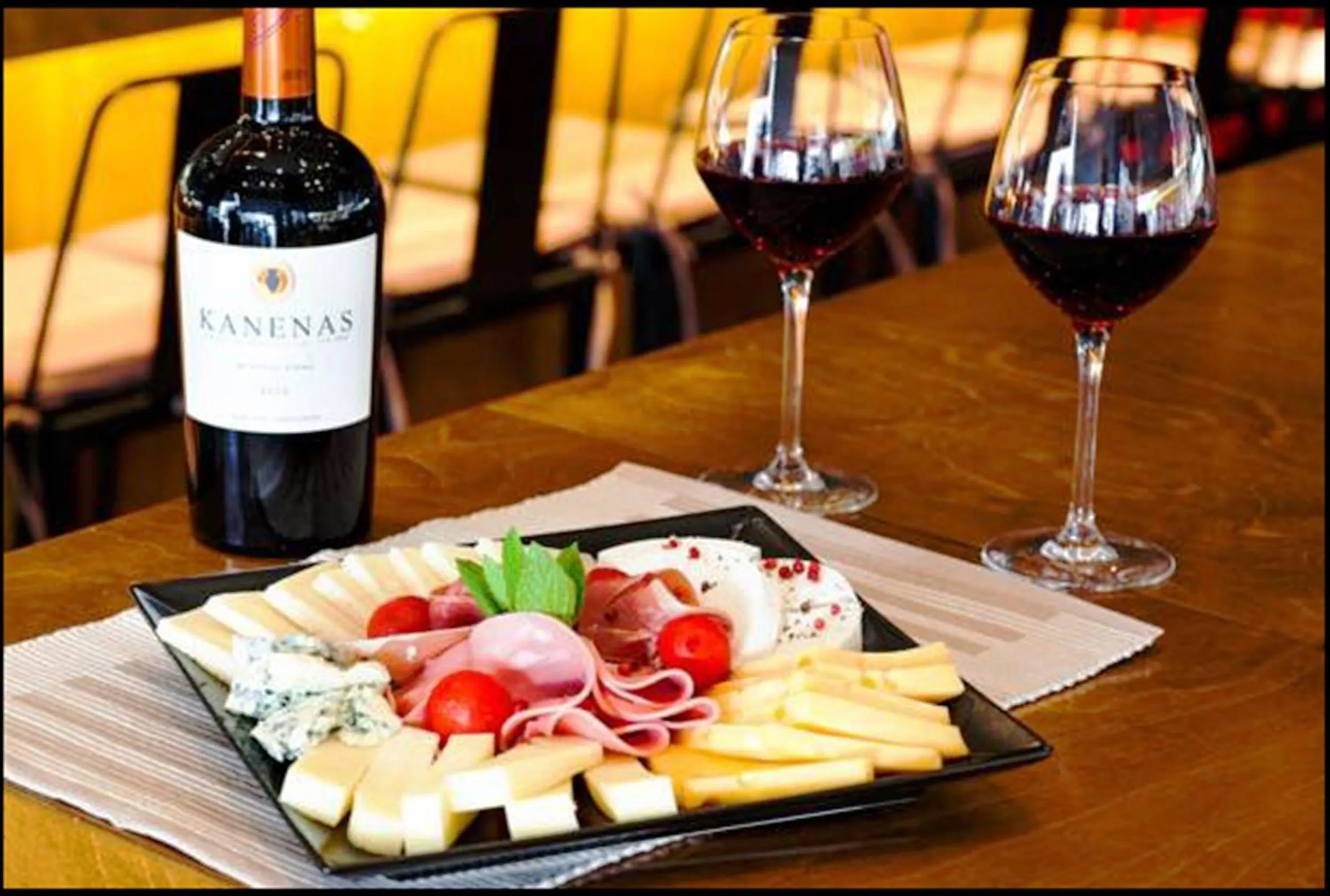 Dining area in Diamond Suites, Philian Hotels and Resorts