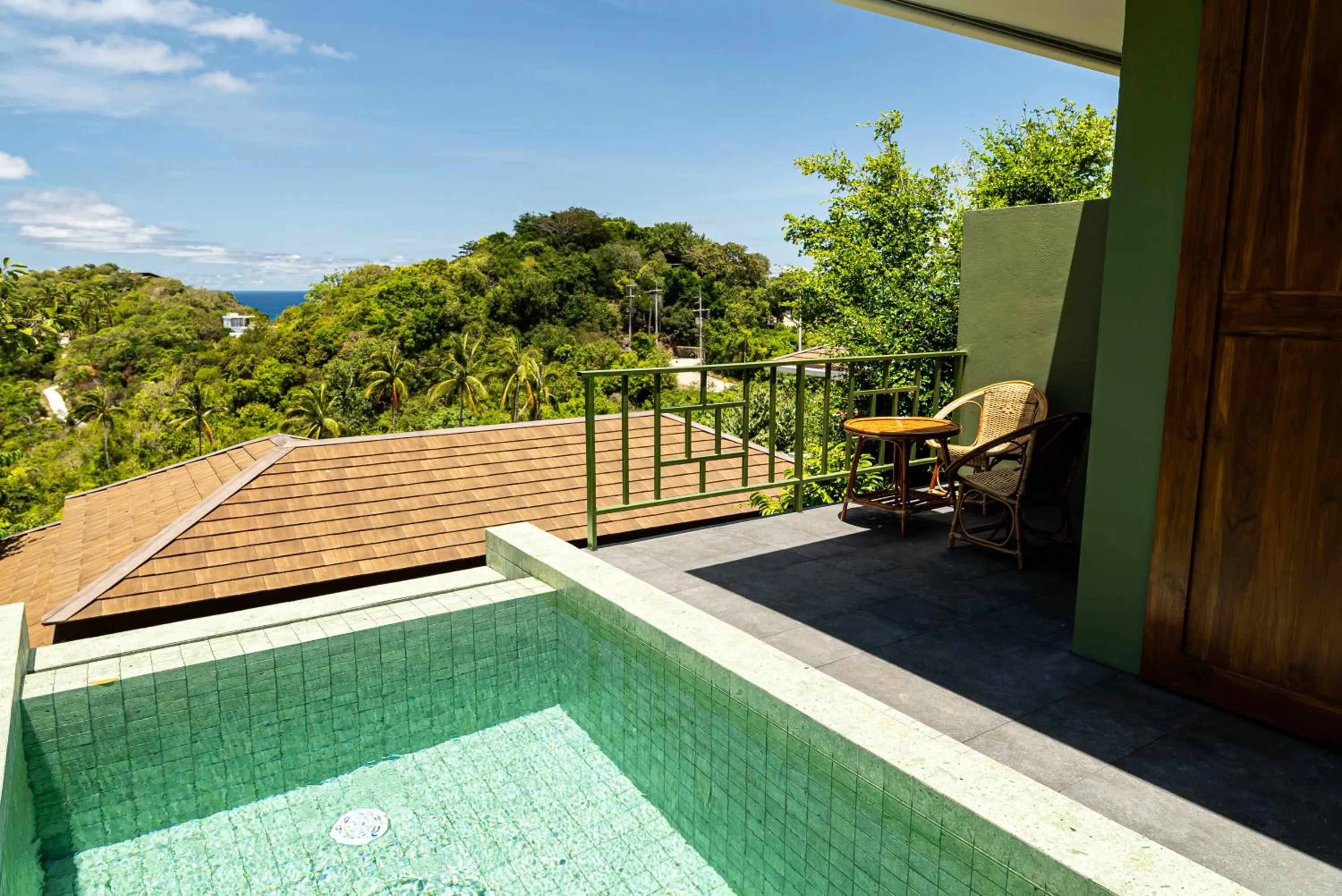 Swimming pool in Mae Ya Resort