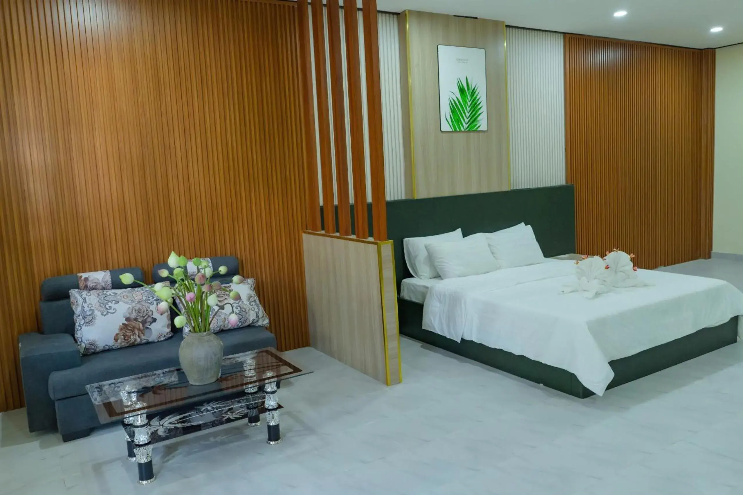 Living room, Bed in Peaceful Hotel Living room, Bed in Peaceful Hotel