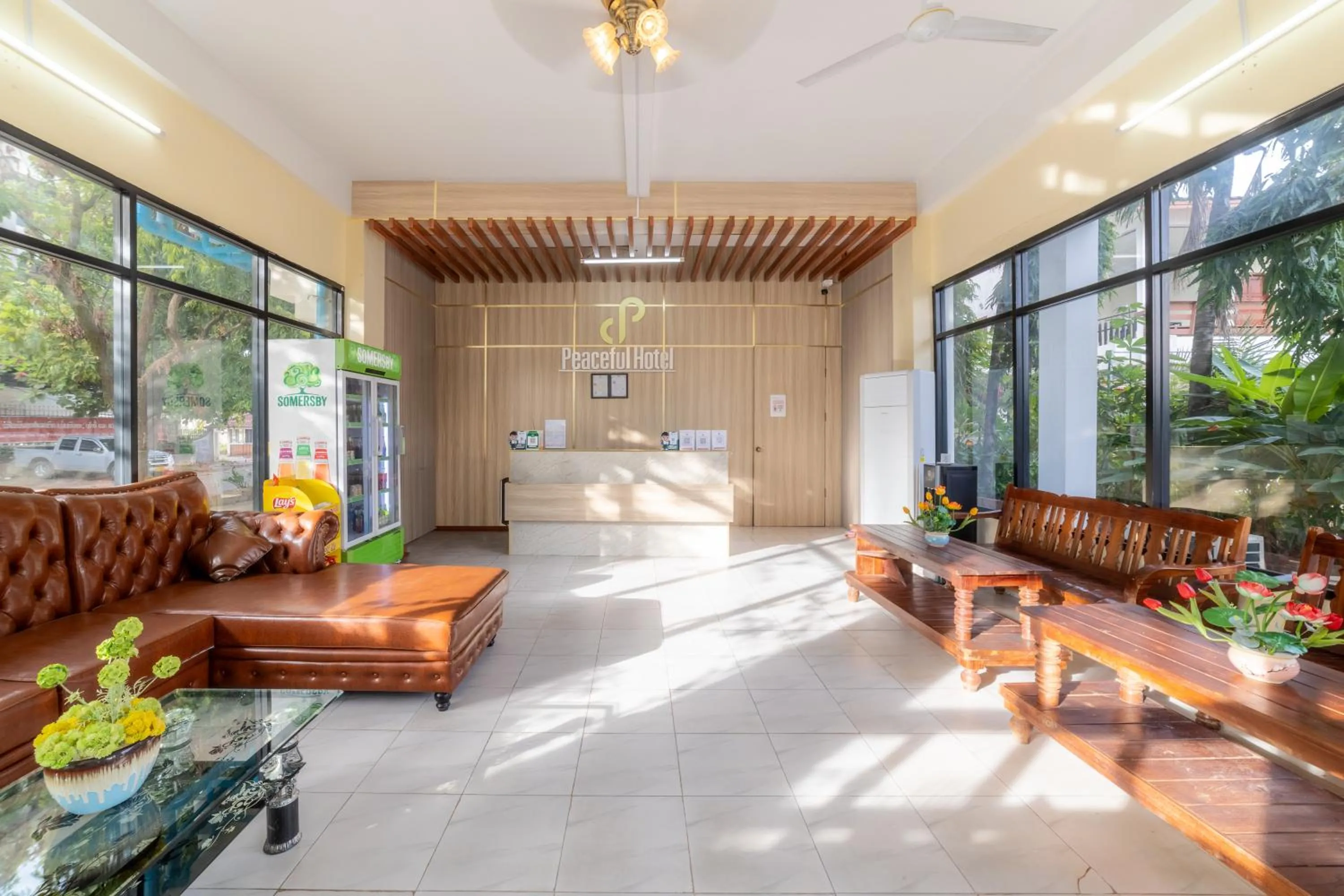 Lobby or reception in Peaceful Hotel