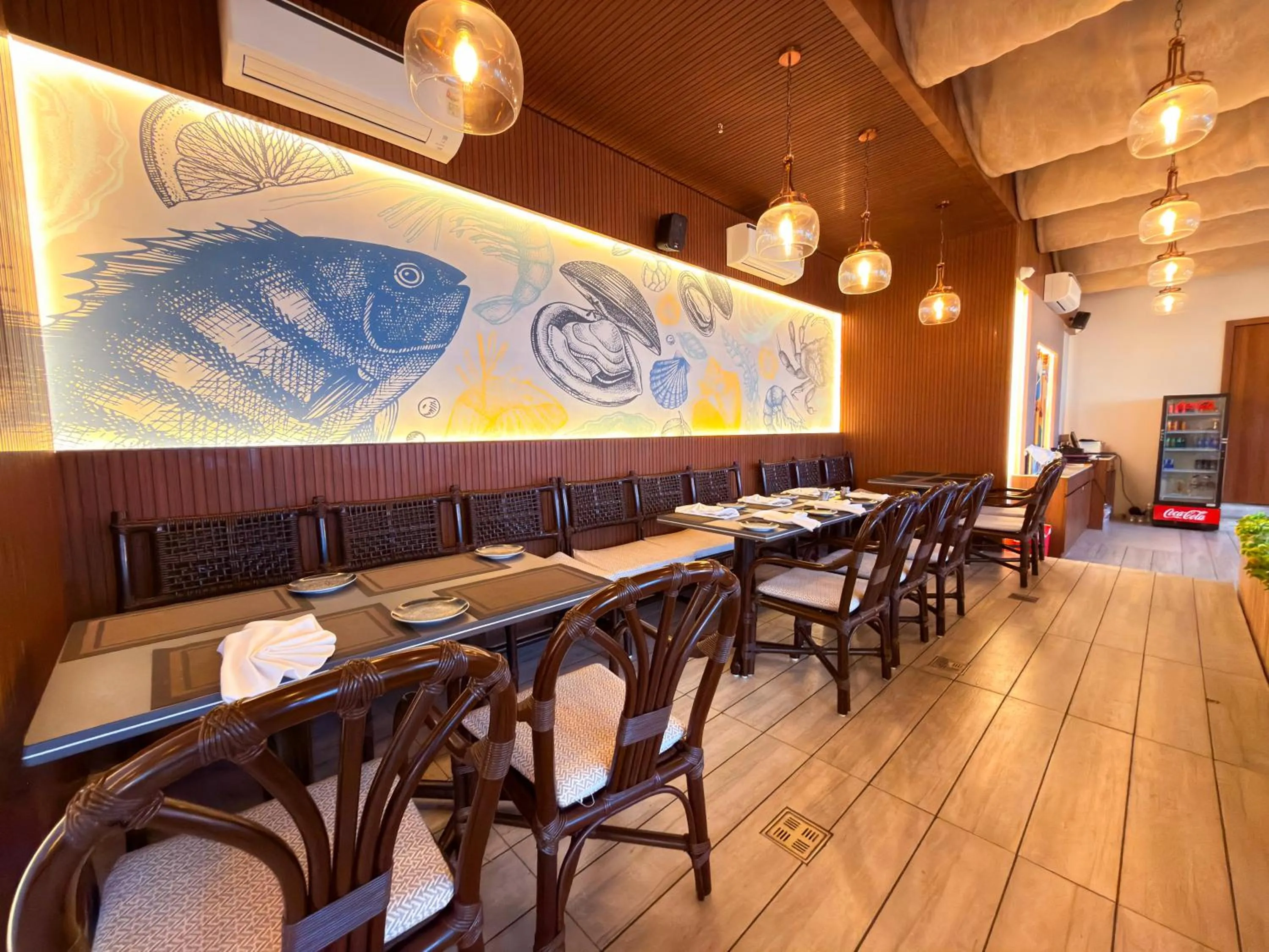 Restaurant/places to eat in The Fern Residency, Porbandar