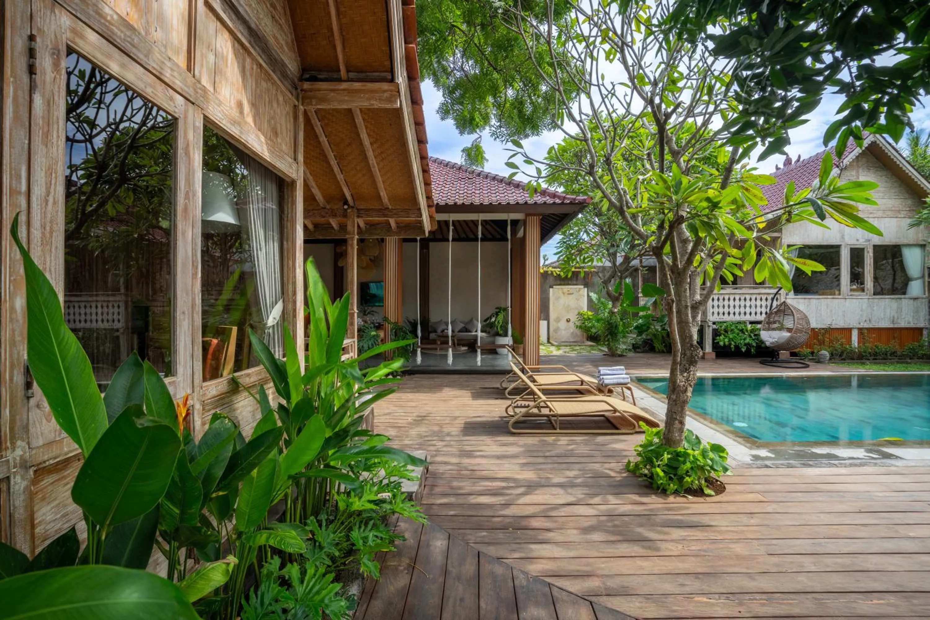 Day in Meraki Luxury Villa