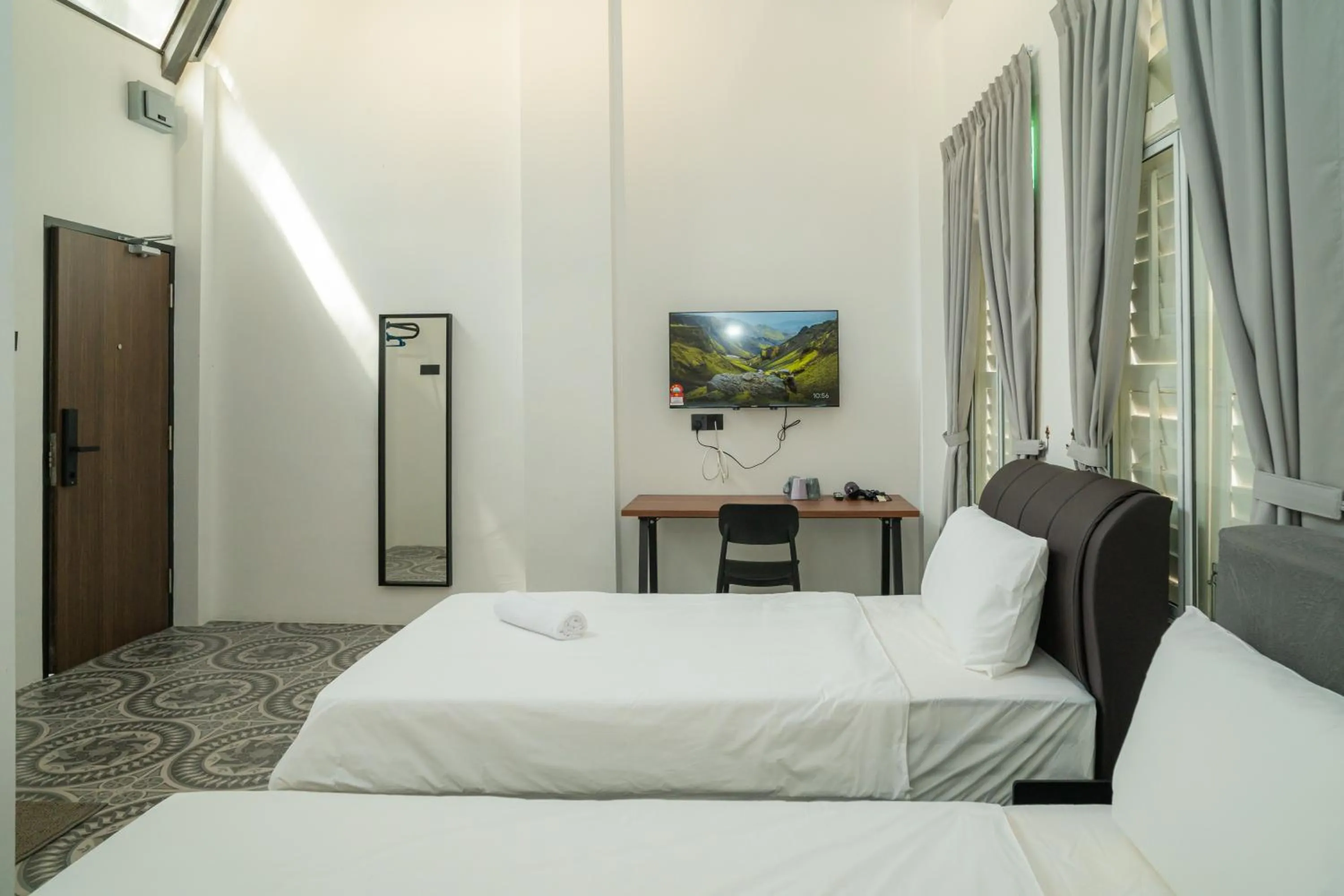 Bed in Jovial Industrial Stylish Lodge ````Bukit Mertajam