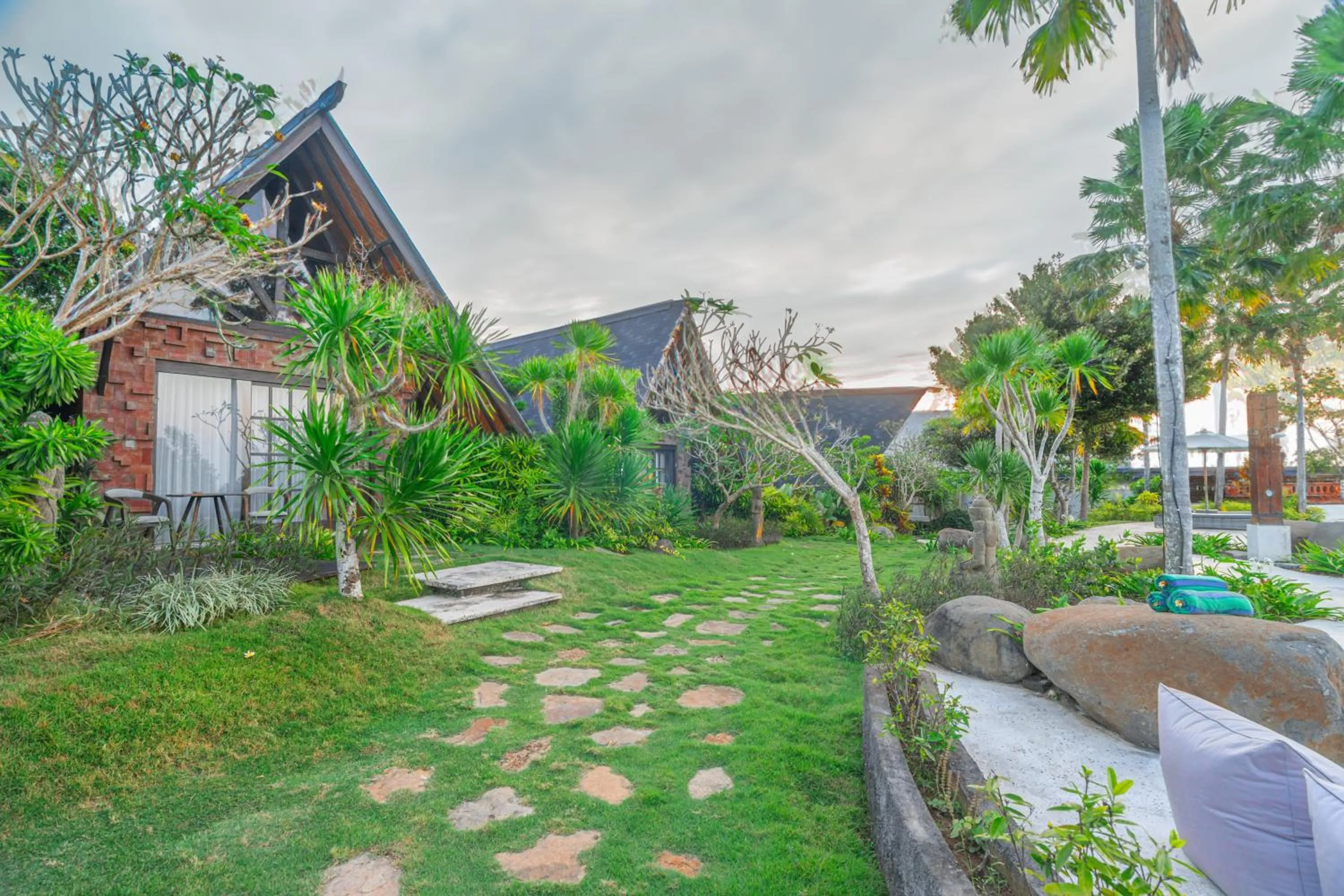 Property building in Cemara Hills Uluwatu, The Reserve - Cottages & Villas