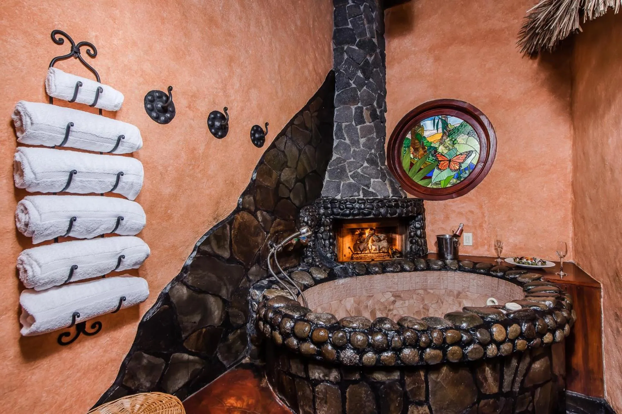 Decorative detail in Peace Lodge